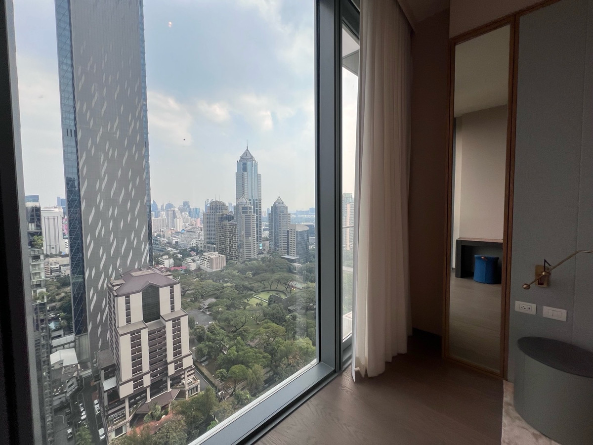ขายคอนโดวิทยุ ชิดลม หลังสวน : 🔥 SCOPE LANGSUAN | RARE UNIT ลดจริง 18 ล้าน! 🔥
Ultra-Luxury Freehold Condo ใจกลางหลังสวน
