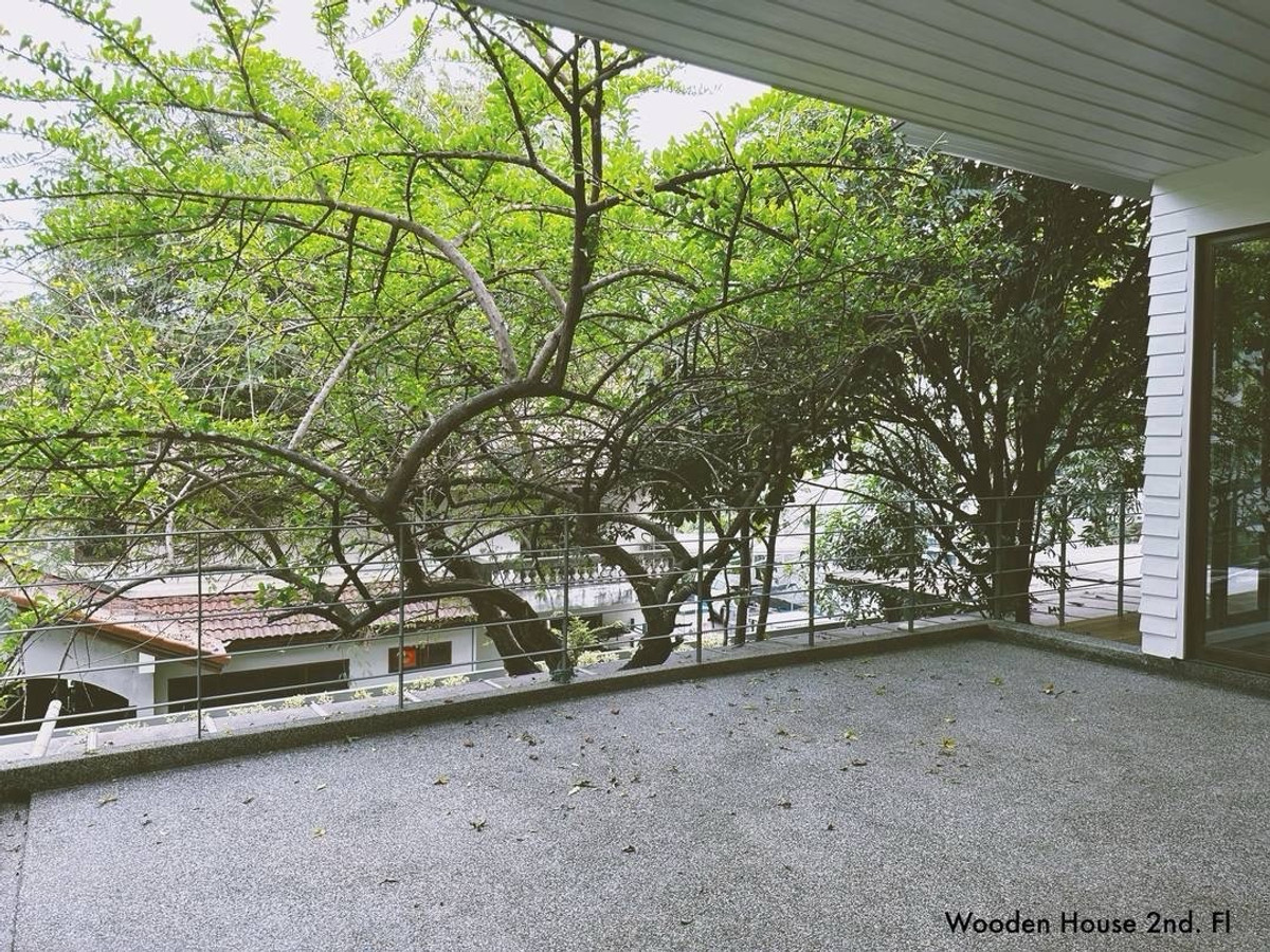 ให้เช่าร้านค้า/ตลาดนัดรัชดา ห้วยขวาง : เช่า อาคาร ทำธุรกิจ 1,200 ตารางเมตร @ รัชดาภิเษก 32 - ลาดพร้าว ที่จอดรถ 10 - 15 คัน เหมาะ สตูดิโอ โปรดักชัน คลินิก เวลเนส ศูนย์สุขภาพ บริษัทข้ามชาติ และ HQ Company