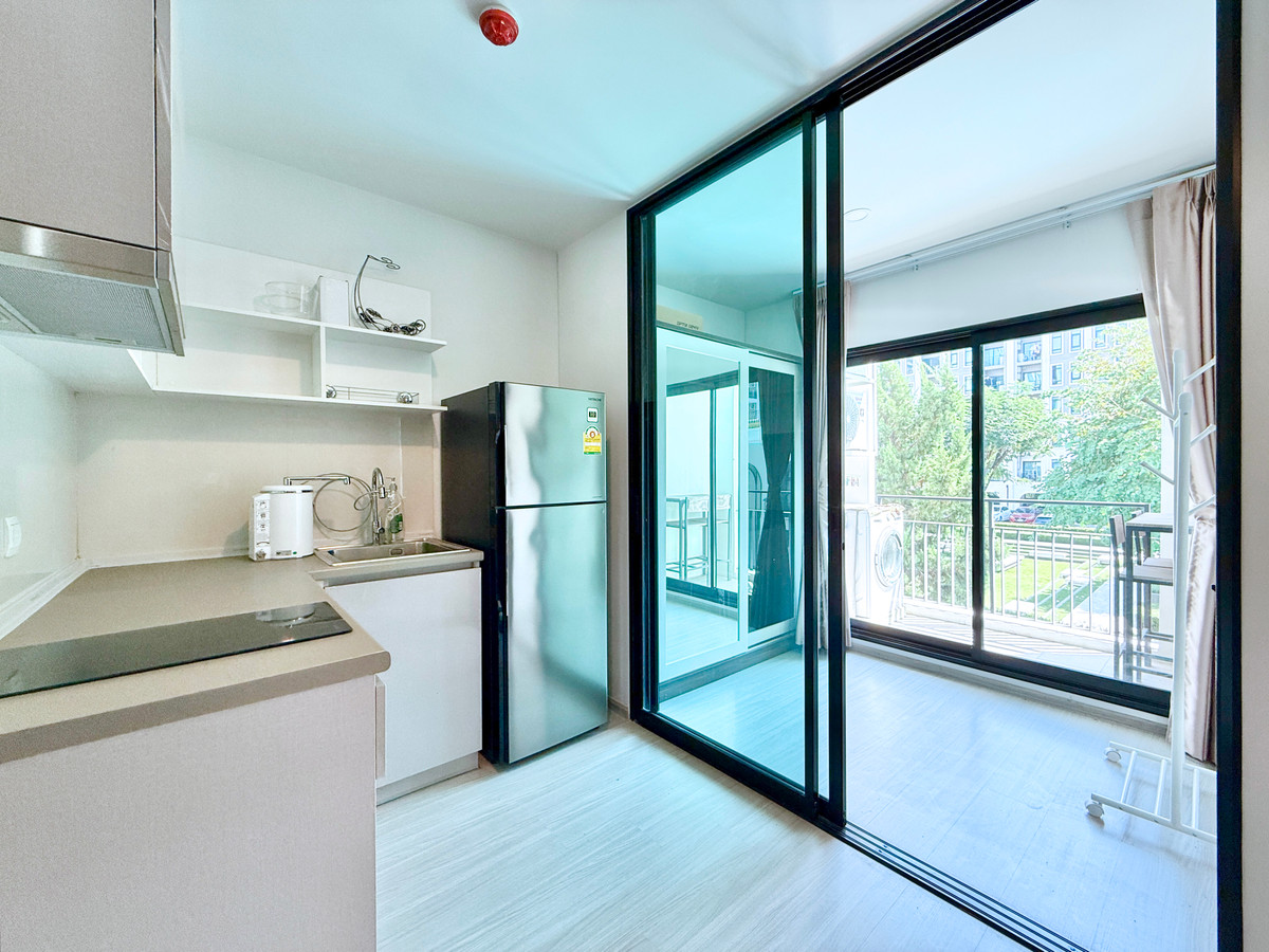 For SaleCondoRama9, Petchburi, RCA : Urgent sale📌 Good position, room in very new condition, pool view, shady, 1 bed Plus, price only 3,500,000 baht, call 0922462653 Donut