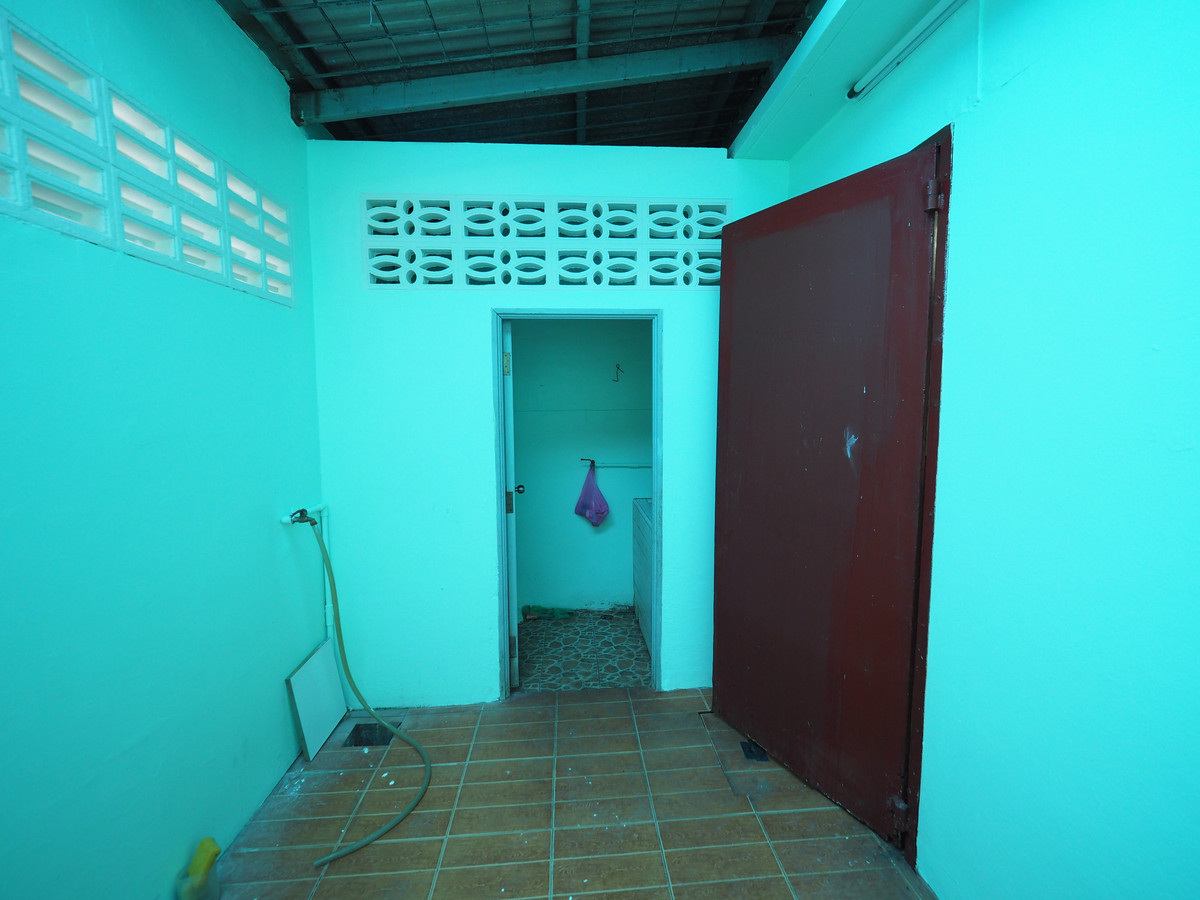 For RentTownhomeRama3 (Riverside),Satupadit : 4 Storey shophouse newly renovated in Rama 3 Road
