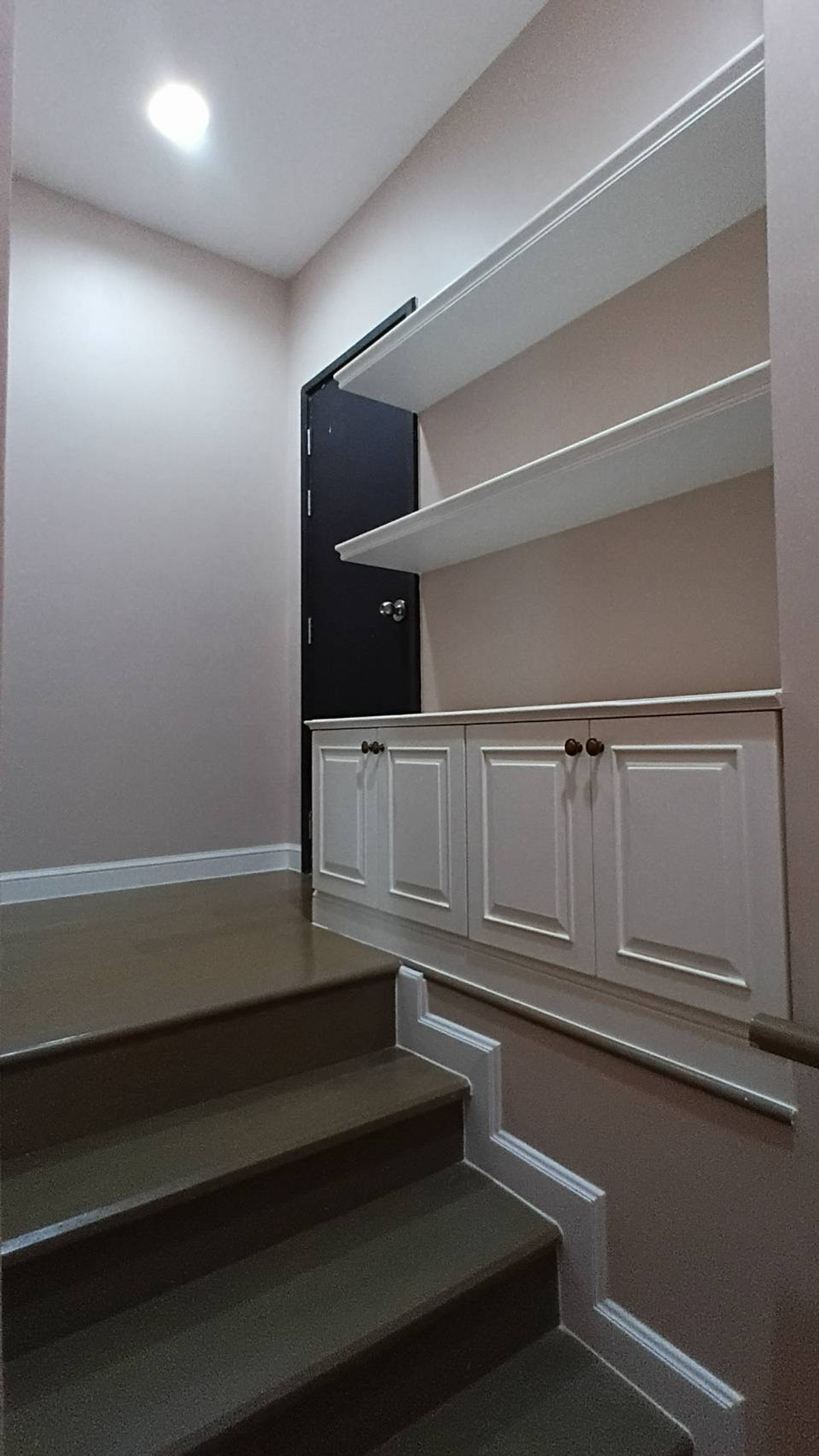 ให้เช่าคอนโดสุขุมวิท อโศก ทองหล่อ : ให้เช่าคอนโด The Crest Sukhumvit 34 ขนาด 2 ห้องนอน duplex เฟอร์ครบ พร้อมอยู่ ใกล้ Bts Thonglor เพียง 200 เมตร