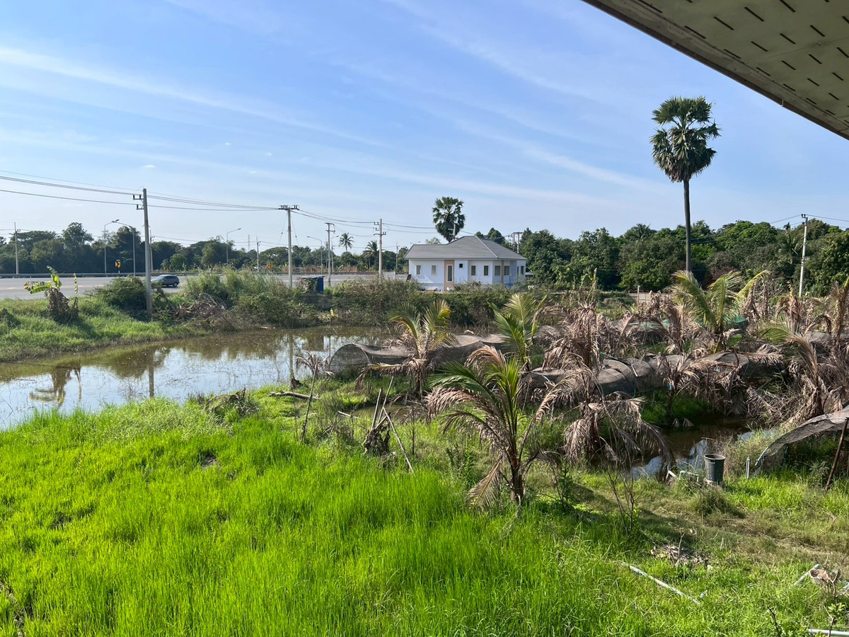 For SaleHouseSing Buri : 95546 - 2-story garden house for sale with land, 4 rai 3 ngan 5 sq m., Phrom Buri District, Sing Buri Province, next to Highway 309.