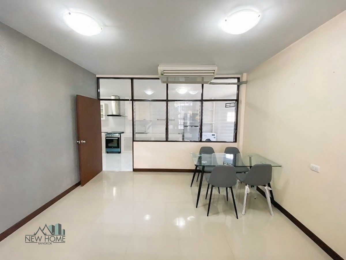 ให้เช่าบ้านสุขุมวิท อโศก ทองหล่อ : 🏡 บ้านให้เช่า บ้านพร้อมอยู่ มีสวนส่วนตัว พร้อมพงษ์