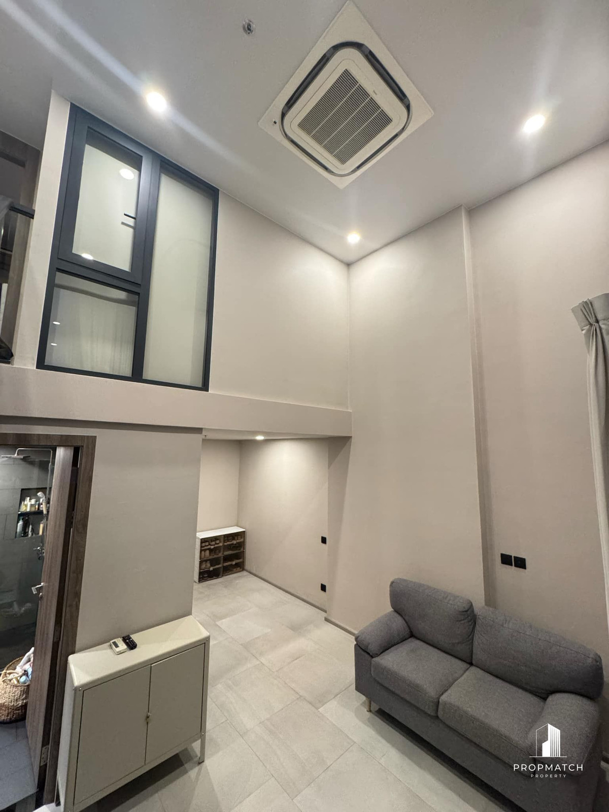 ขายคอนโดสยาม จุฬา สามย่าน : ⚡️Hot Deal⚡️ คอนโดติดบรรทัดทอง Cooper siam🔥  Duplex Type🔥 40 sqm 6,690,000 B 🔥ใกล้จุฬา สยาม 🔥สนใจติดต่อ พัตเตอร์ 0928895628  line : plustor_ss