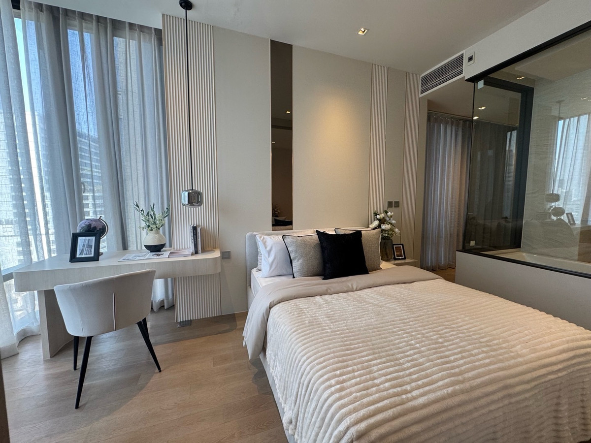 ขายคอนโดสีลม ศาลาแดง บางรัก : ด่วน ราคาพิเศษ พร้อมเฟอร์ตามรูป Ashton Silom ราคา 9.33 ล้านบาท ติดต่อ 0869017364