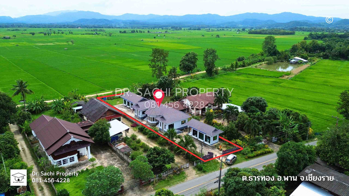For SaleHouseChiang Rai : Beautiful house ready to move in, 2 floors, Sukjai Village, very good location, behind Makro, near Chiang Rai Airport.