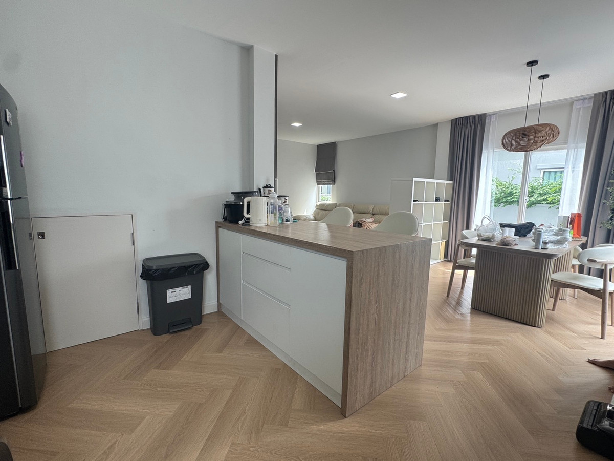 For SaleSamut Prakan,Samrong : Grande Pleno Mega Bangna / 3 Bedrooms (For Sale), Grande Pleno Mega Bangna / 3 Bedrooms (FOR SALE) YOK004