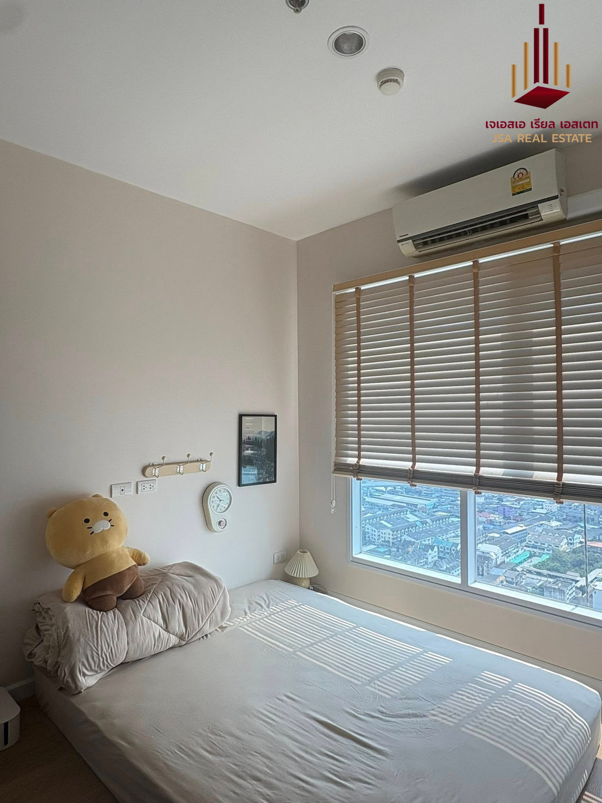 ขายคอนโดบางซื่อ วงศ์สว่าง เตาปูน : ✨ For Sale: The Stage Taopoon Interchange  Condo ✨  💰 Only 2,300,000 THB