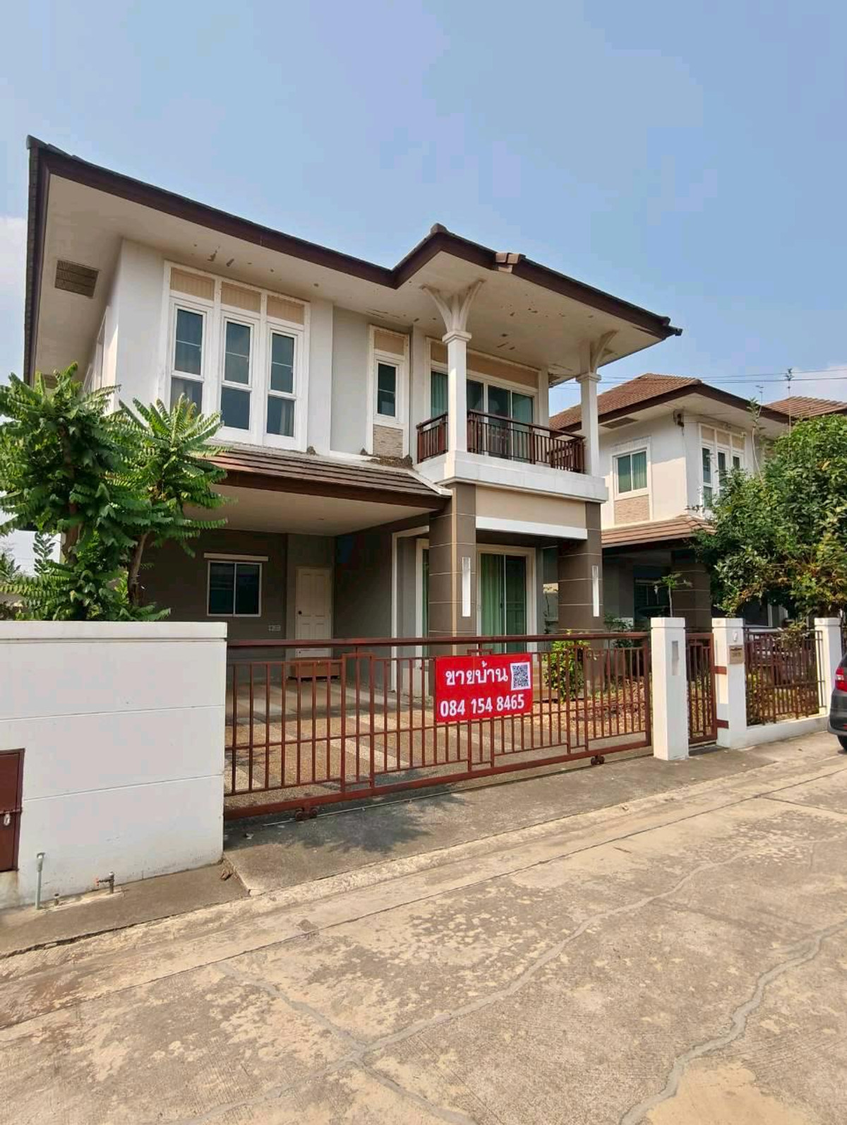 For SaleHouseNonthaburi, Bang Yai, Bangbuathong : 💥2-storey detached house for sale, Laddaville Village, Project 4, size 61 sq m. House next to the main road of the village💥