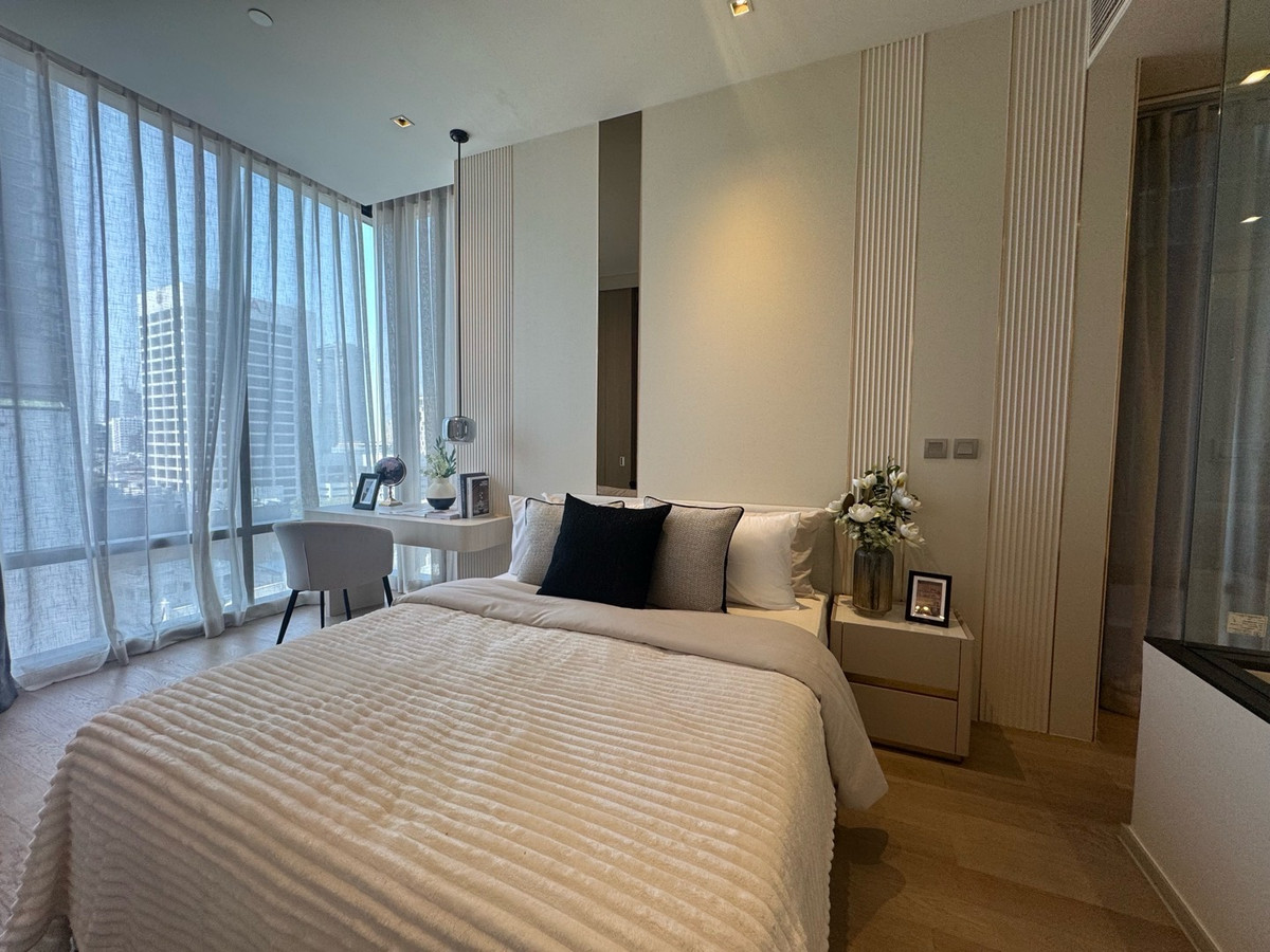 ขายคอนโดสีลม ศาลาแดง บางรัก : ด่วน ราคาพิเศษ พร้อมเฟอร์ตามรูป Ashton Silom ราคา 9.33 ล้านบาท ติดต่อ 0869017364