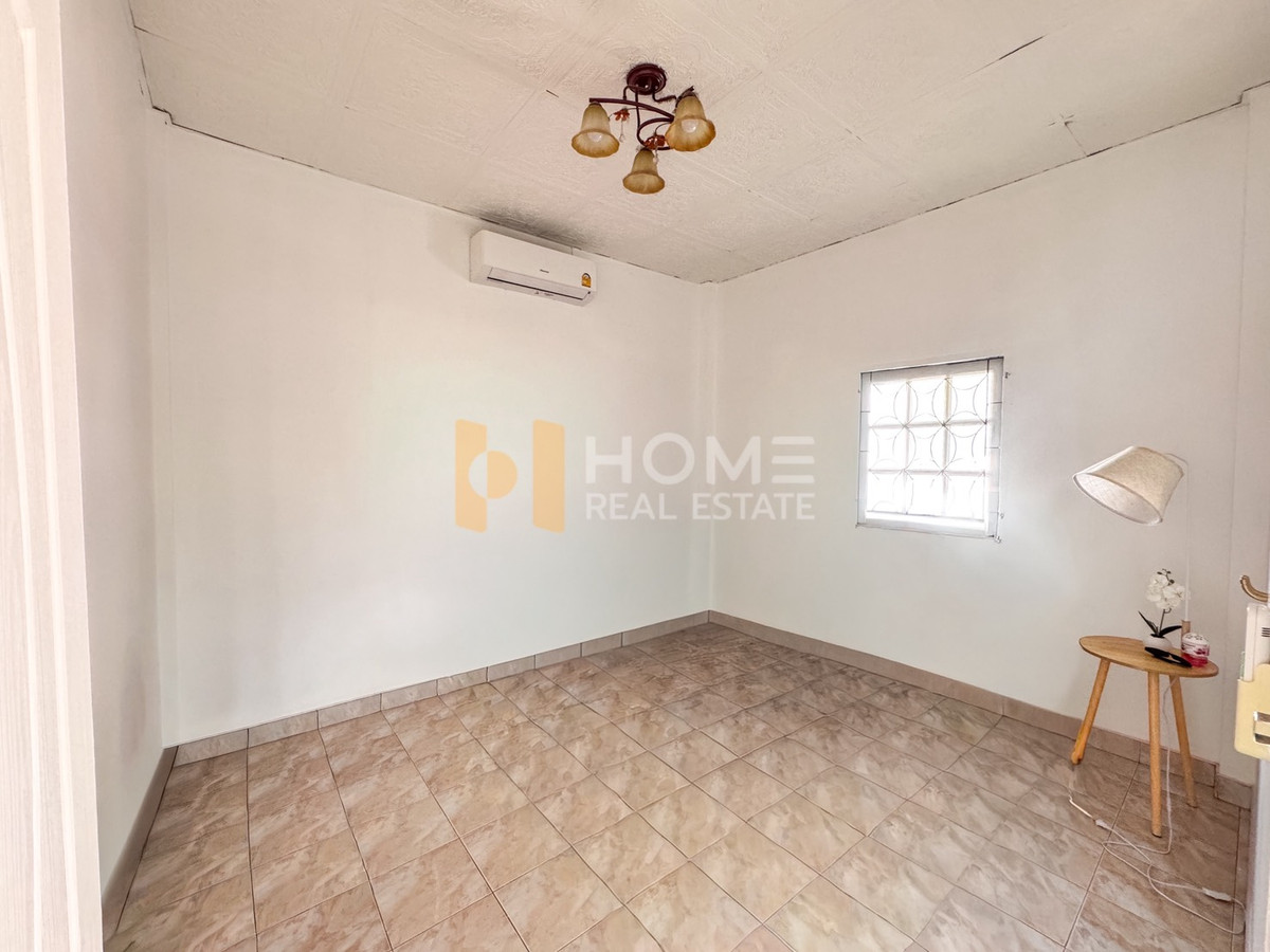 ขายบ้านพัทยา บางแสน ชลบุรี สัตหีบ : บ้านชั้นเดียว ถนนหนองคล้าใหม่ บึง อำเภอศรีราชา ชลบุรี / 2 ห้องนอน (ขาย), One - story house Nong Kla Mai Road, Bueng, Si Racha District, Chonburi  / 2 Bedrooms (FOR SALE) YEAN099