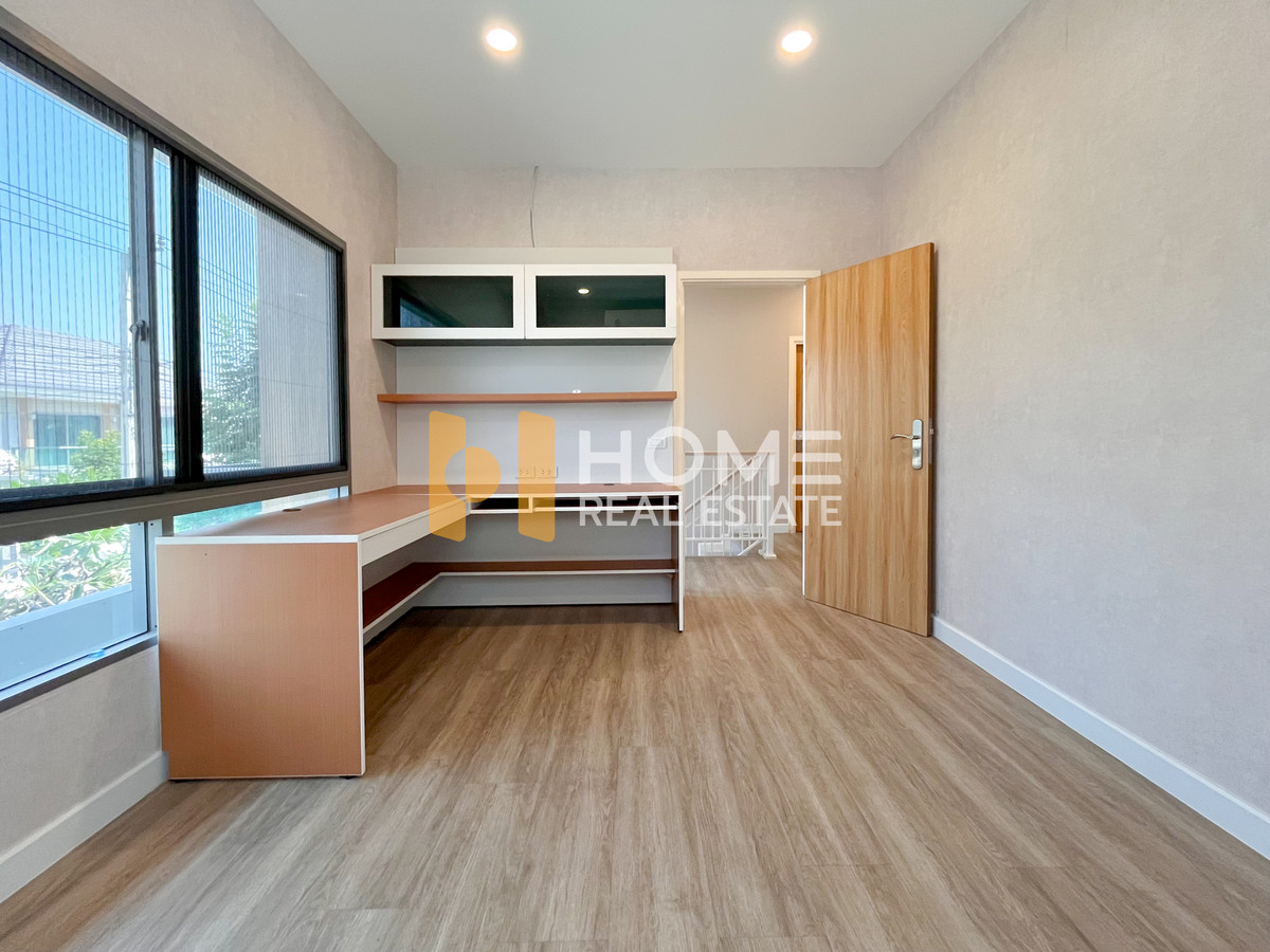 ขายบ้านลาดกระบัง สุวรรณภูมิ : เพอร์เฟค เพลส สุขุมวิท 77 - สุวรรณภูมิ / 4 ห้องนอน (ขาย), Perfect Place Sukhumvit 77- Suvarnabhumi / 4 Bedrooms (FOR SALE) POON139