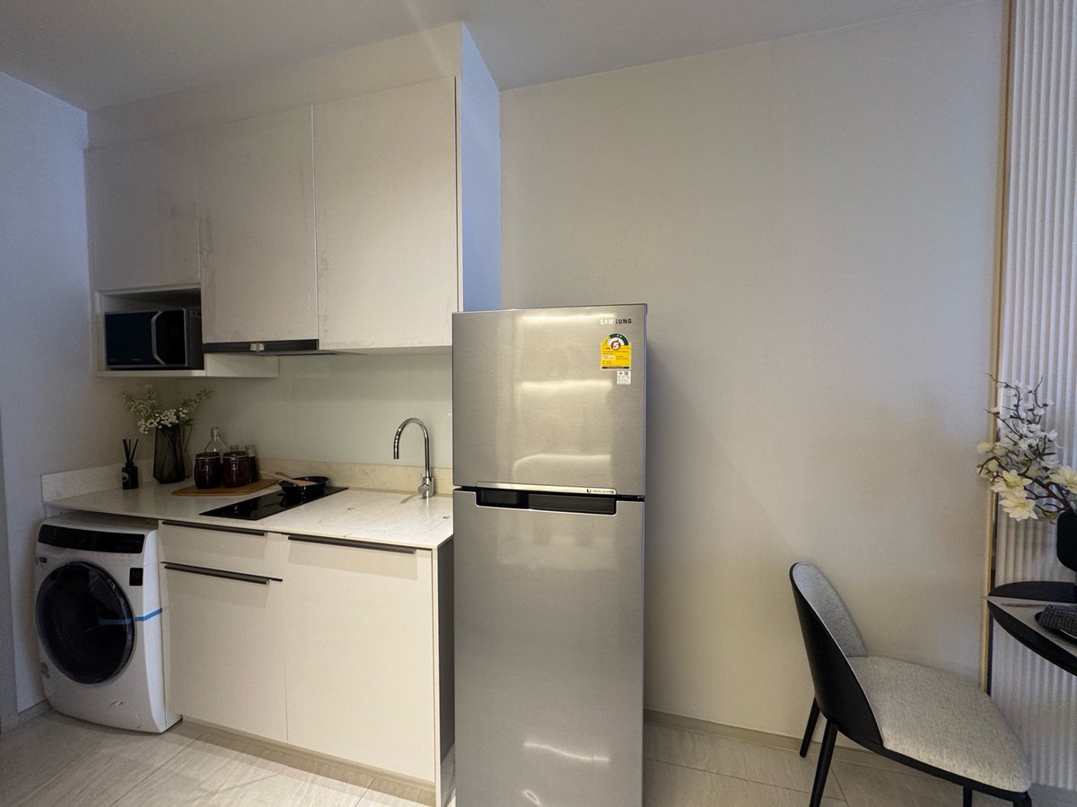 ขายคอนโดสีลม ศาลาแดง บางรัก : ด่วน ราคาพิเศษ พร้อมเฟอร์ตามรูป Ashton Silom ราคา 9.33 ล้านบาท ติดต่อ 0869017364