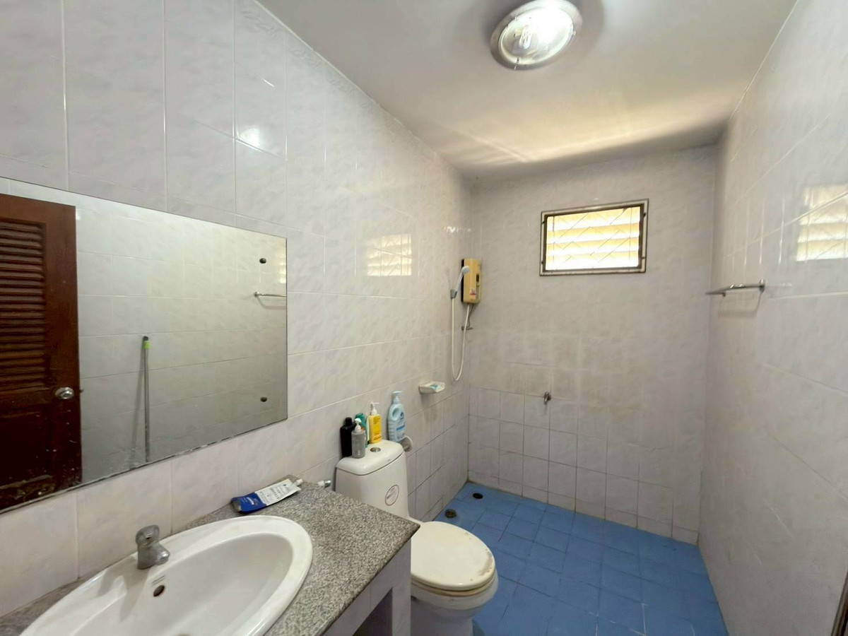 ขายบ้านนนทบุรี บางใหญ่ บางบัวทอง : ขายบ้านเดี่ยวหลังใหญ่ 2 ชั้น เนื้อที่ 454 ตรว.บางไผ่ซอย 7 ต.บางไผ่ อ.เมืองนนทบุรี จ.นนทบุรี ราคา 19,500,000 บาท