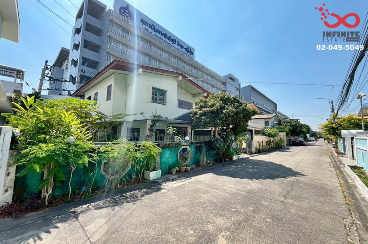 ขายบ้านพัฒนาการ ศรีนครินทร์ : ขายบ้านเดี่ยว 2ชั้น 54ตรว.หมู่บ้านปรีชา พัฒนาการ 39 สวนหลวง  ใกล้รถไฟฟ้า สถานีหัวหมาก