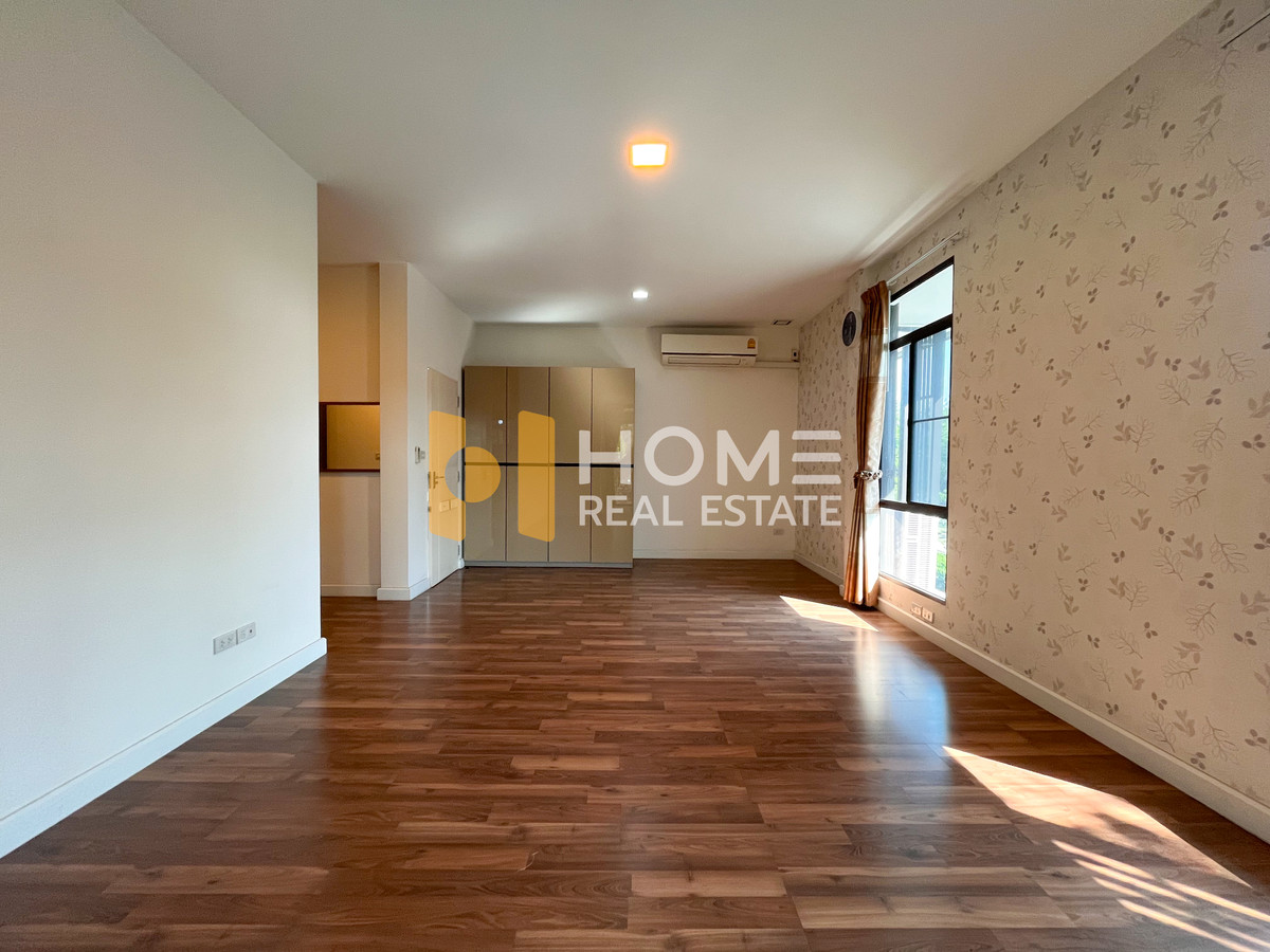 ขายบ้านลาดกระบัง สุวรรณภูมิ : มัณฑนา อ่อนนุช - วงแหวน 4 / 6 ห้องนอน (ขาย), Manthana Onnut - Wongwan 4 / 6 Bedrooms (FOR SALE) POON136