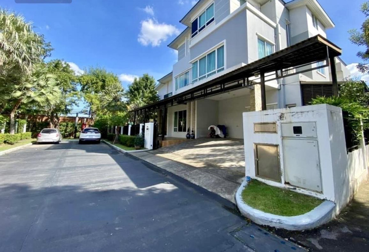 ขายบ้านพัฒนาการ ศรีนครินทร์ : ขาย Grand Bangkok Boulevard Rama 9 