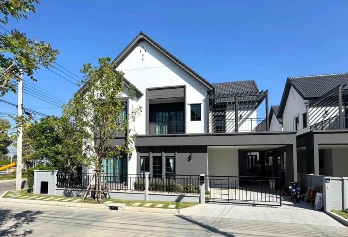 For SaleHouseBangna, Bearing, Lasalle : Centro Bangna Phase 2 / 4 Bedrooms (For Sale), Centro Bangna Phase 2 / 4 Bedrooms (FOR SALE) YOK021