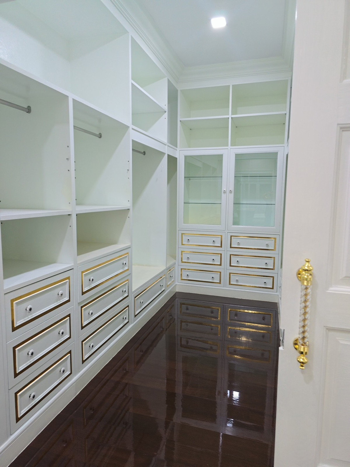 ขายบ้านบางนา แบริ่ง ลาซาล : นาราสิริ บางนา / 4 ห้องนอน (ขาย), Narasiri Bangna / 4 Bedrooms (FOR SALE) YOK003