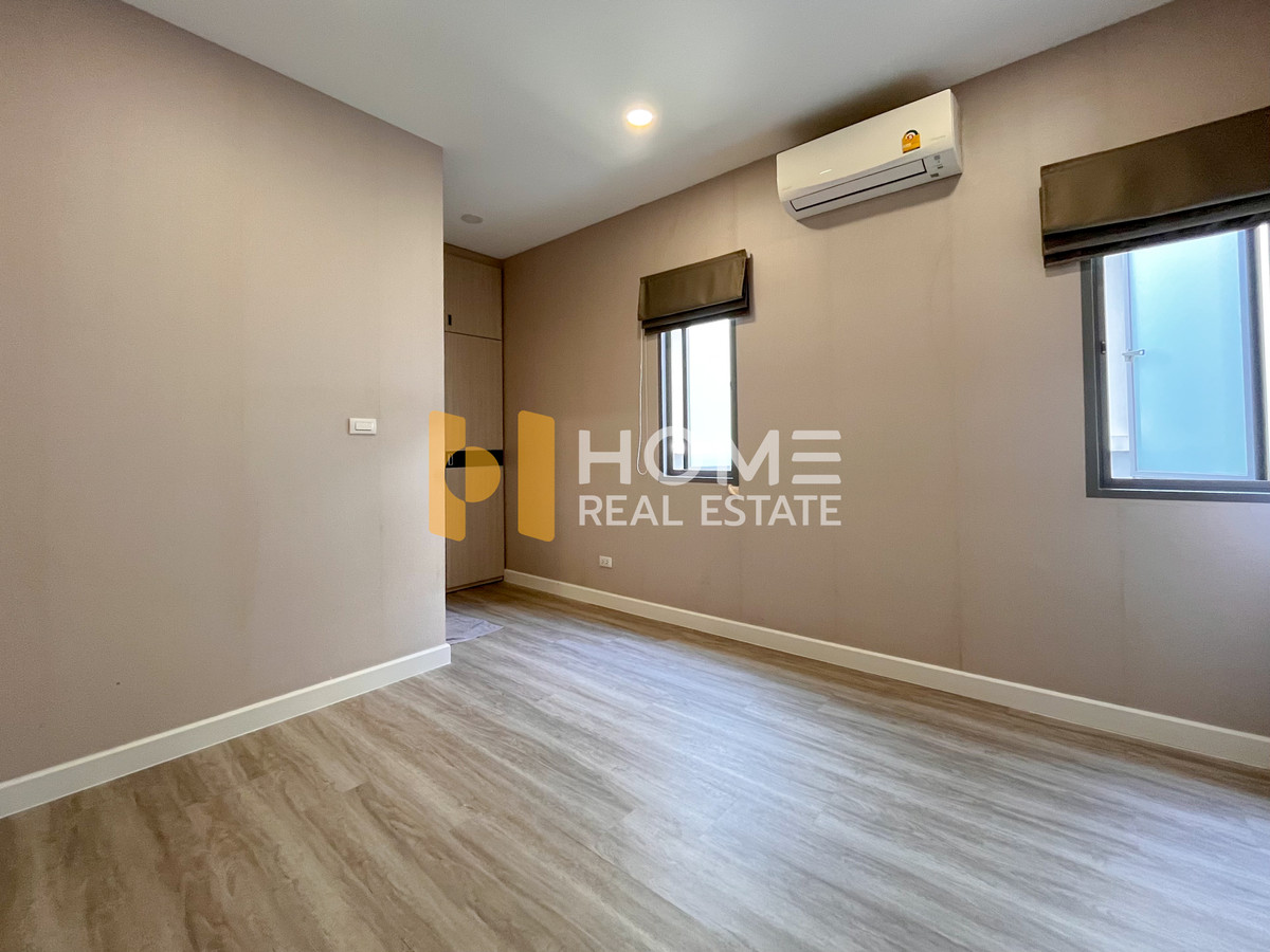 ขายบ้านลาดกระบัง สุวรรณภูมิ : เพอร์เฟค เพลส สุขุมวิท 77 - สุวรรณภูมิ / 4 ห้องนอน (ขาย), Perfect Place Sukhumvit 77- Suvarnabhumi / 4 Bedrooms (FOR SALE) POON139