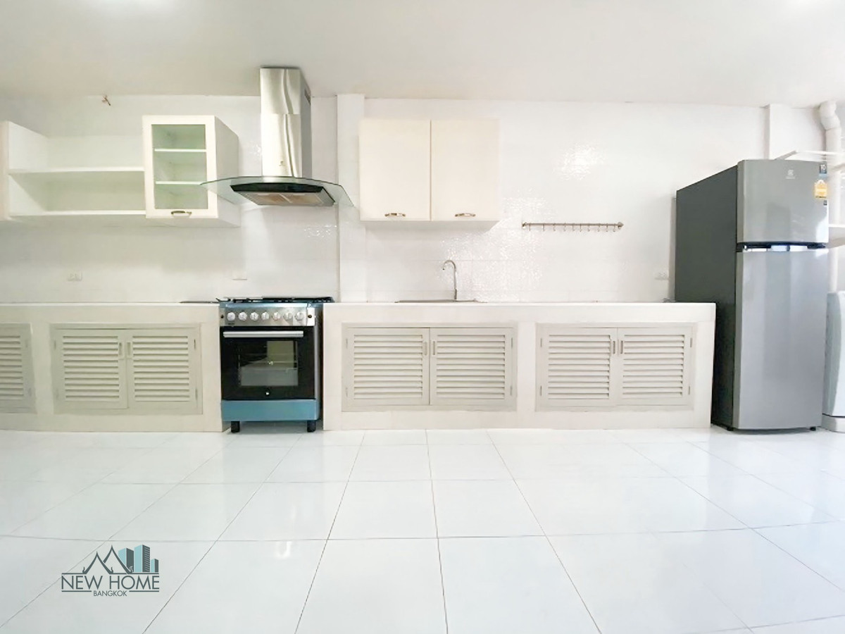 ให้เช่าบ้านสุขุมวิท อโศก ทองหล่อ : 🏡 บ้านให้เช่า บ้านพร้อมอยู่ มีสวนส่วนตัว พร้อมพงษ์