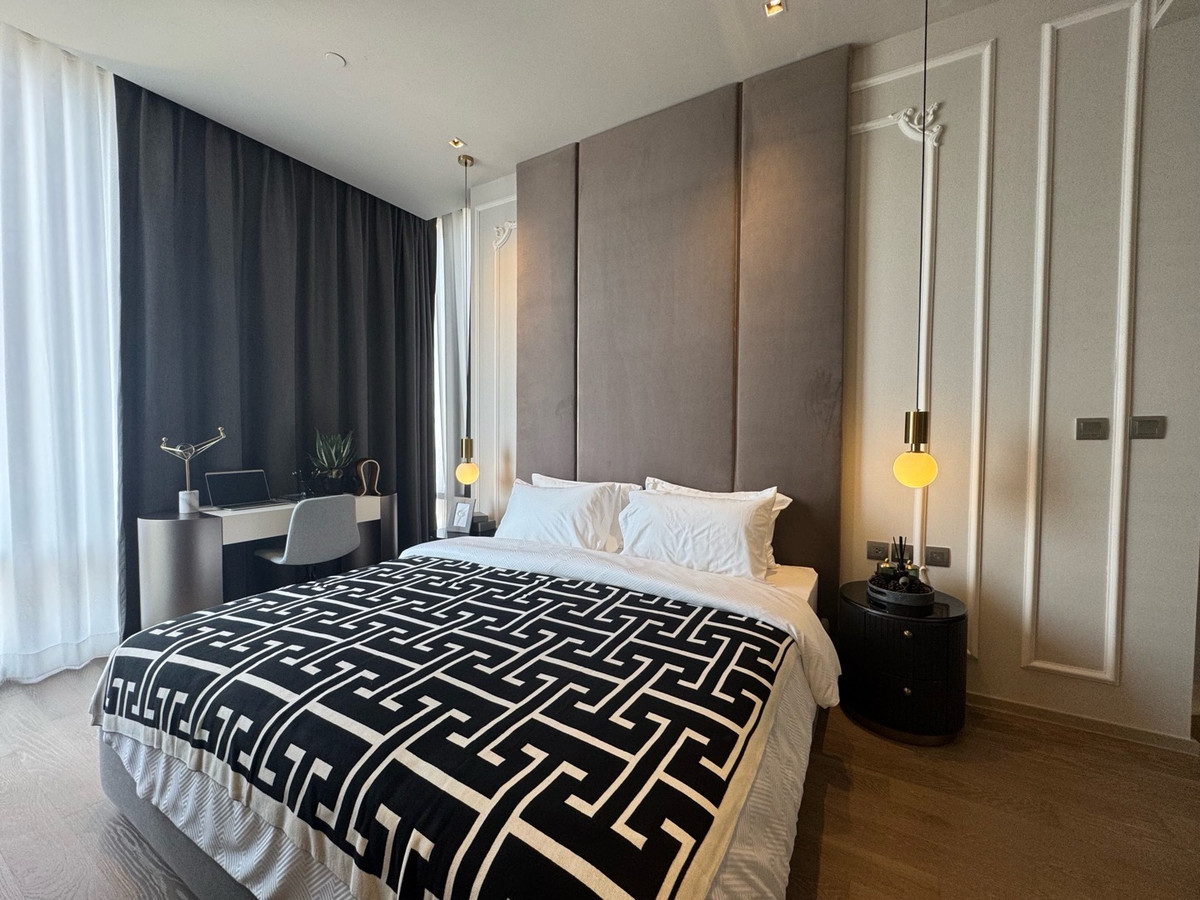 ขายคอนโดสีลม ศาลาแดง บางรัก : ขายห้อง ชั้นสูง พร้อมเฟอร์ ตามรูป Ashton Silom ราคา 11.17 ล้านบาท ติดต่อ 0869017364