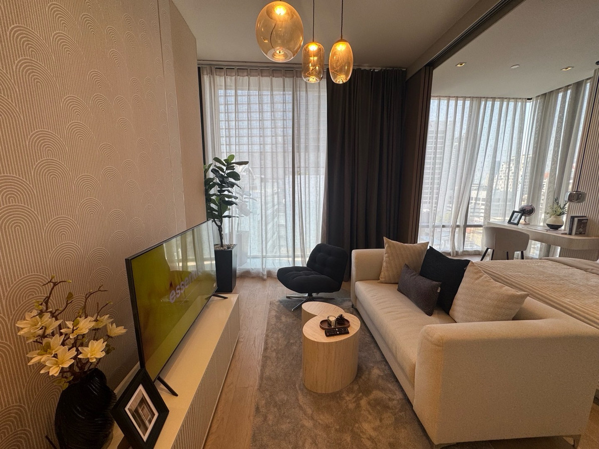 ขายคอนโดสีลม ศาลาแดง บางรัก : ด่วน ราคาพิเศษ พร้อมเฟอร์ตามรูป Ashton Silom ราคา 9.33 ล้านบาท ติดต่อ 0869017364