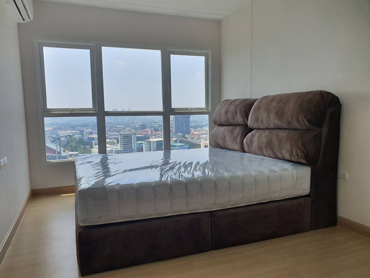 For RentCondoRamkhamhaeng, Hua Mak : Condo for Rent at Supalai Veranda Ramkhamhaeng | High-Floor Corner Unit with Open View