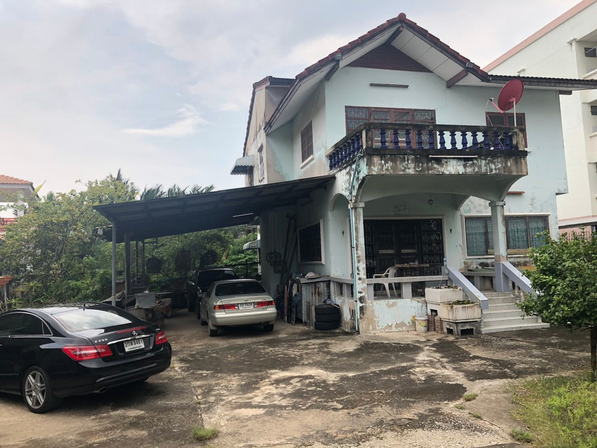 ขายที่ดินราษฎร์บูรณะ สุขสวัสดิ์ : ขายด่วน ที่ดิน 300 ตร.ว. (เจ้าของขายเอง) ถนนสุขสวัสดิ์ – ประชาอุทิศ ซอย สุขสวัสดิ์ 70 ซอย 22 แปลงสวย เหมาะปลูกบ้าน, อพาร์ตเมนต์