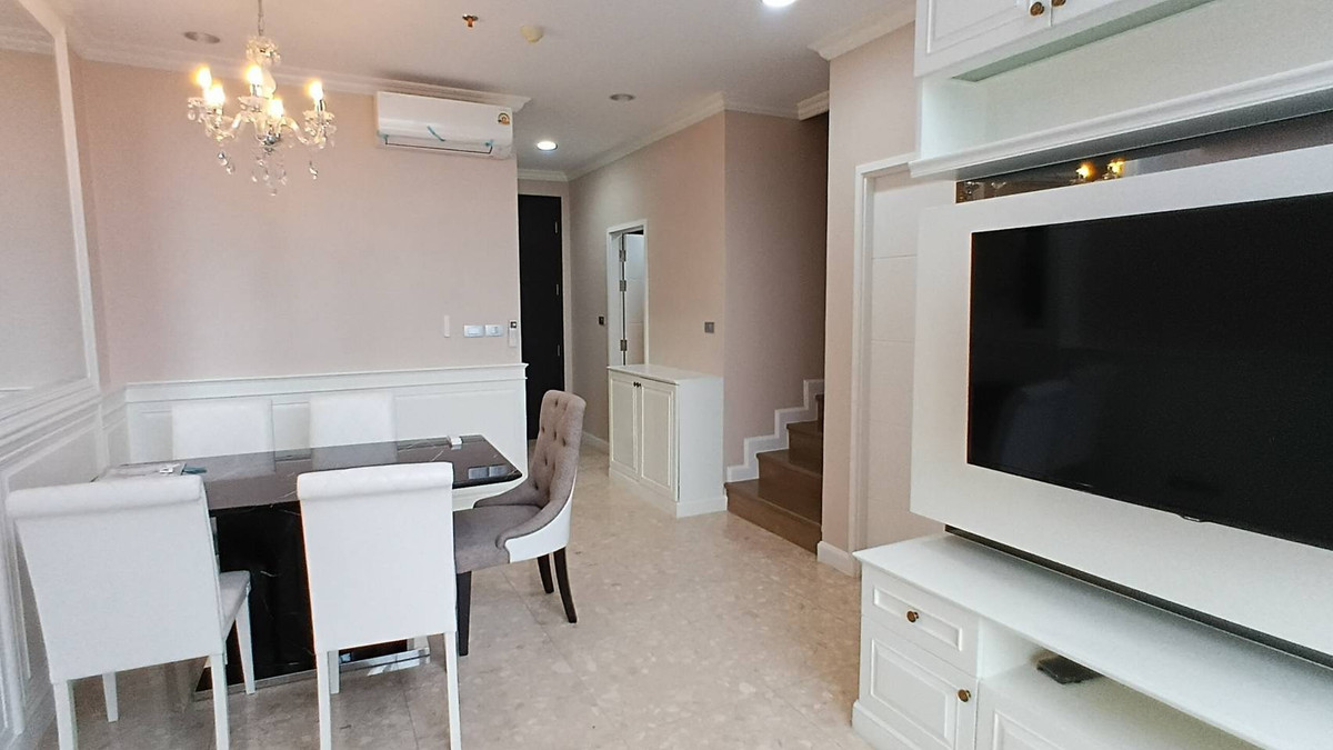 ให้เช่าคอนโดสุขุมวิท อโศก ทองหล่อ : ให้เช่าคอนโด The Crest Sukhumvit 34 ขนาด 2 ห้องนอน duplex เฟอร์ครบ พร้อมอยู่ ใกล้ Bts Thonglor เพียง 200 เมตร