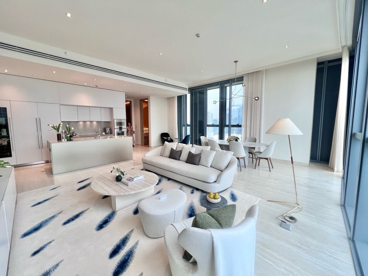 ขายคอนโดวิทยุ ชิดลม หลังสวน : 🔥 SCOPE LANGSUAN | RARE UNIT ลดจริง 18 ล้าน! 🔥
Ultra-Luxury Freehold Condo ใจกลางหลังสวน