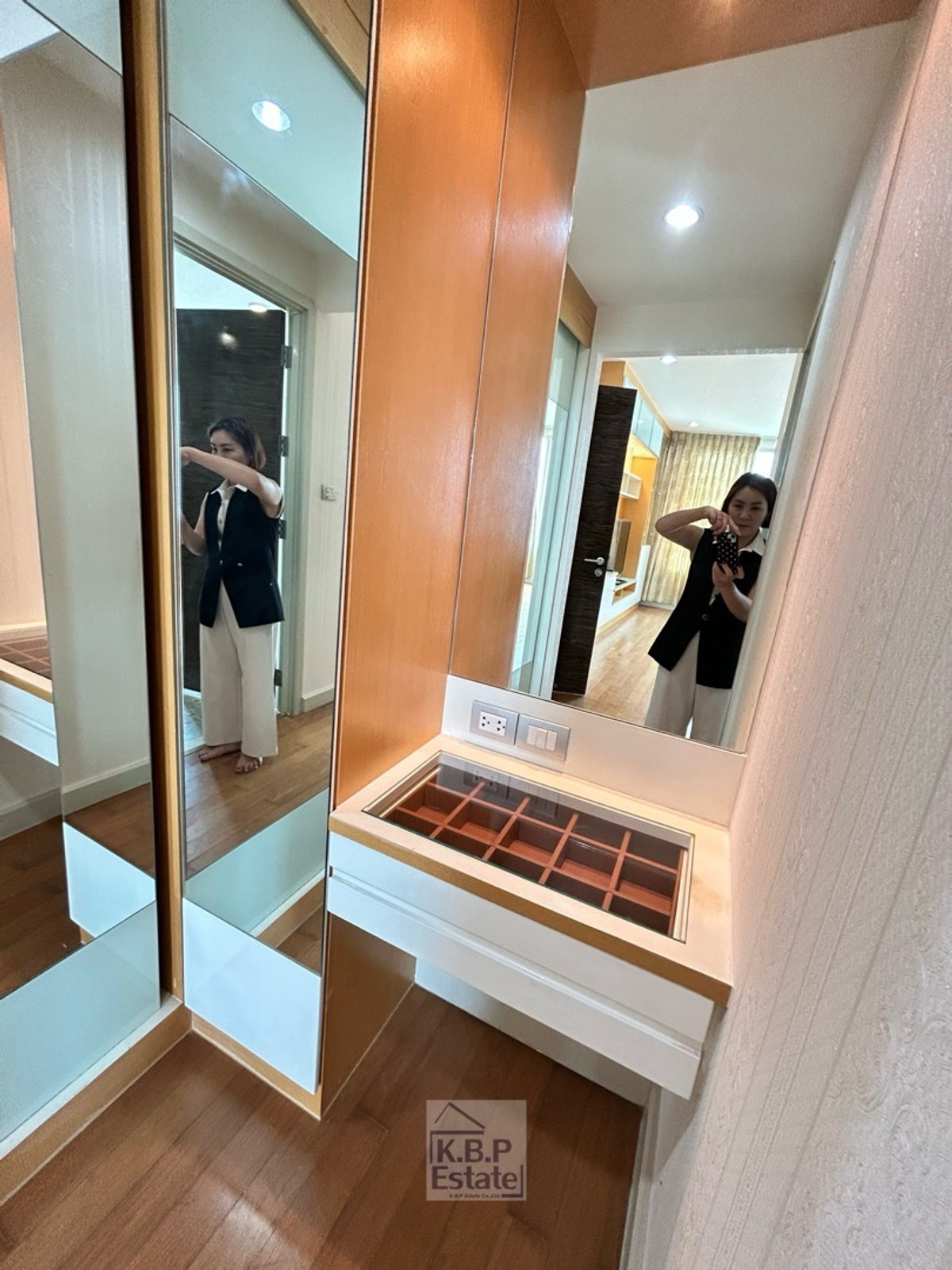 ให้เช่าคอนโดวงเวียนใหญ่ เจริญนคร : ให้เช่าคอนโด วอเตอร์มาร์ค เจ้าพระยา ริเวอร์ 2ห้องนอน 2ห้องน้ำ พร้อมเฟอร์นิเจอร์ 