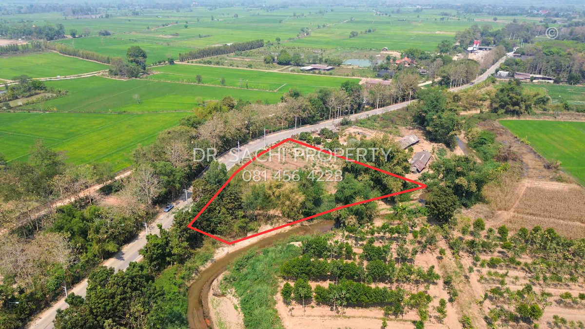 For SaleLandChiang Rai : Empty land for sale, 68.2 sq m., suitable for building a house, Sukjai Village, behind Makro Chiang Rai, near Big C and the airport.