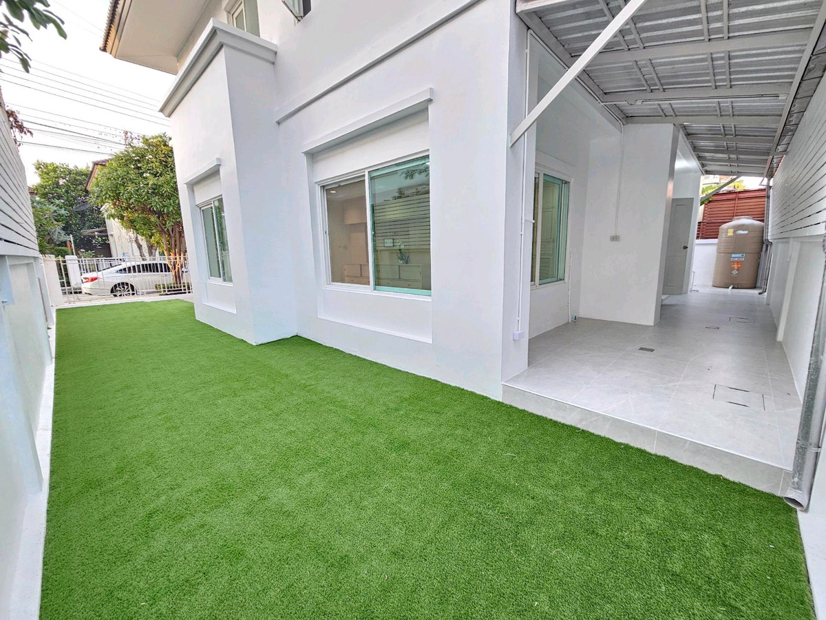 ขายบ้านนวมินทร์ รามอินทรา : ขายด่วน 🎉 บ้านเดี่ยว เดอะ เซนโทร รามอินทรา 54.2 ตร.วา 3 นอน 3 น้ำ รีโนเวทใหม่ พร้อมอยู่ ใกล้แฟชั่นไอส์แลนด์ ☎️ 094-429-7915 (เปิ้ล) 