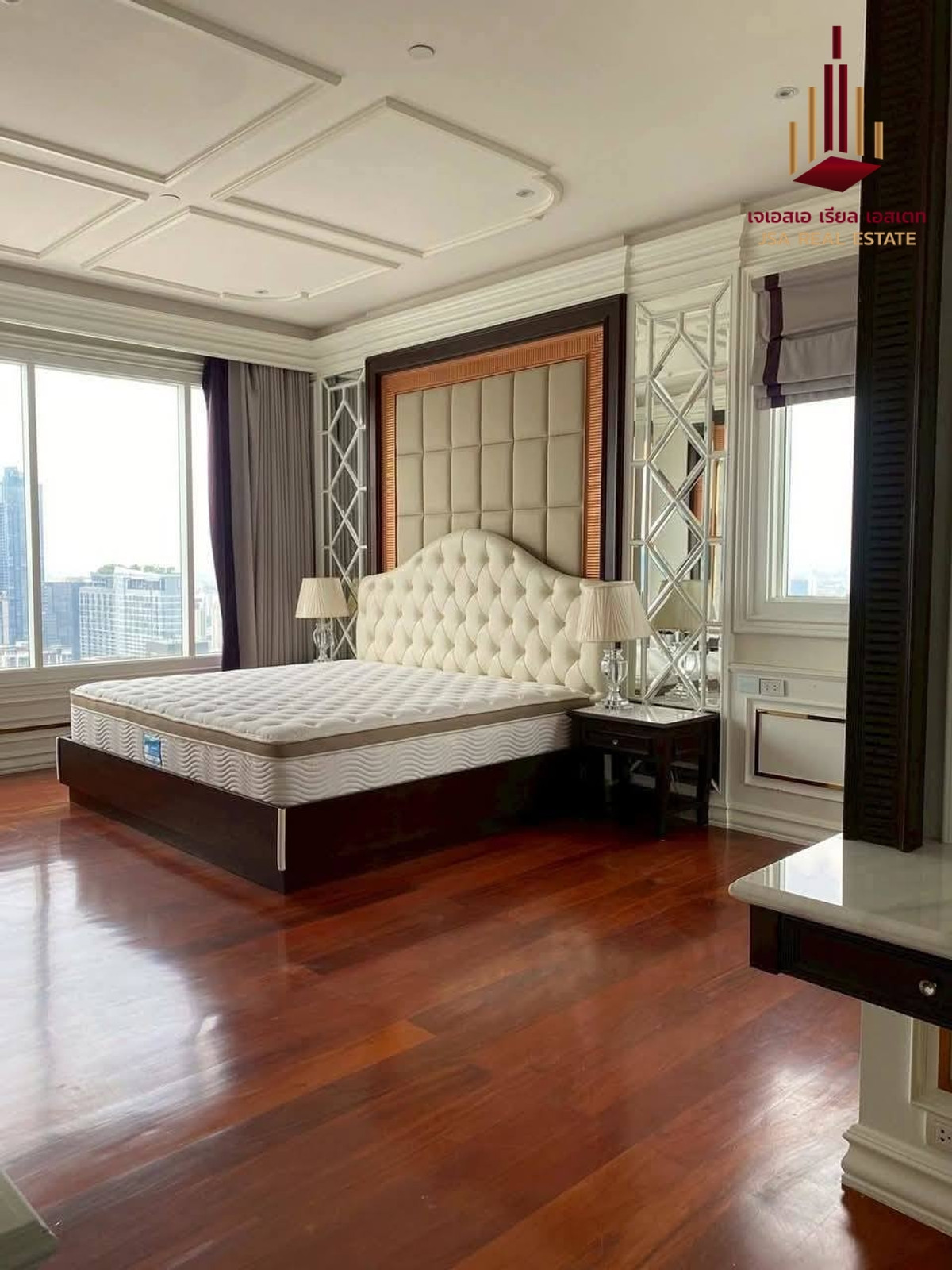 ให้เช่าคอนโดพระราม 9 เพชรบุรีตัดใหม่ RCA : ✨ For Rent: Q Asoke Condo ✨ 💰 Only 260,000 THB/month