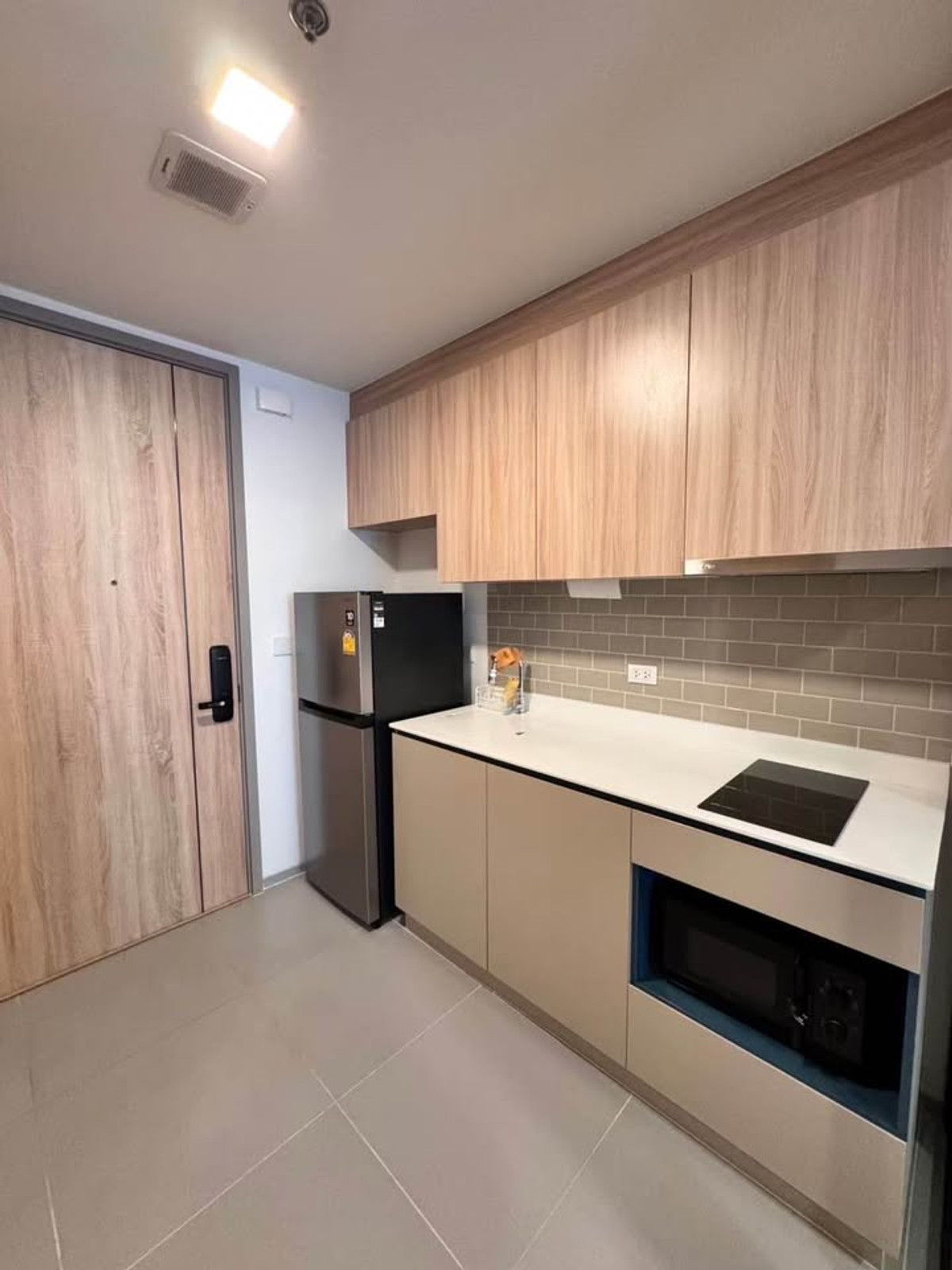 ให้เช่าคอนโดราชเทวี พญาไท : ให้เช่า ✨ XT PHAYATHAI ✨ เฟอร์นิเจอร์ และ เครื่องใช้ไฟฟ้าครบ ใกล้ BTS พญาไท