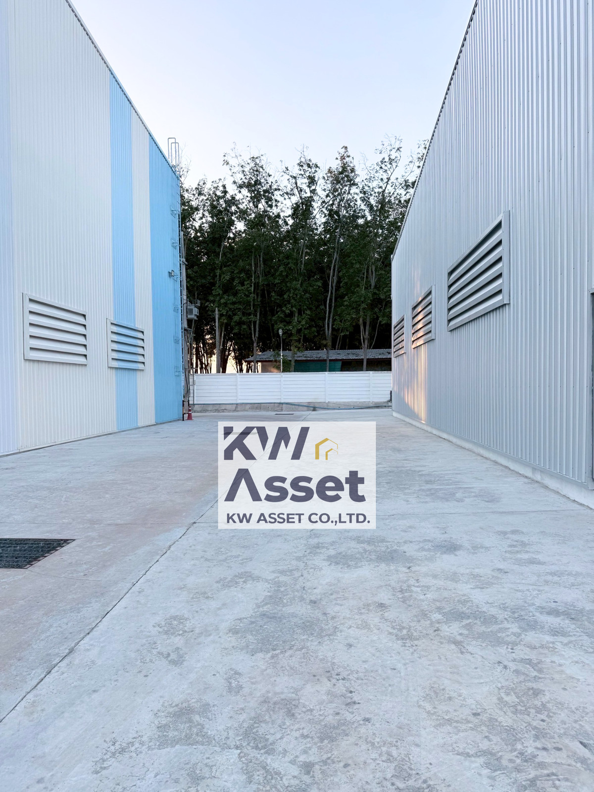 For SaleFactorySriracha Laem Chabang Ban Bueng : Factory for sale, 3,300 sq m., land 5-2-70 rai, has R.R. 106 📍Nong Irun, Ban Bueng, Chonburi 🟨Land layout yellow #KWASSET