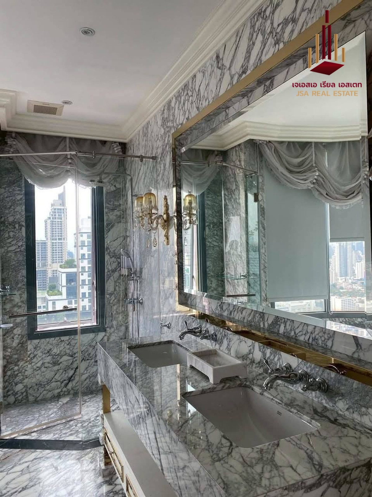 ให้เช่าคอนโดพระราม 9 เพชรบุรีตัดใหม่ RCA : ✨ For Rent: Q Asoke Condo ✨ 💰 Only 260,000 THB/month