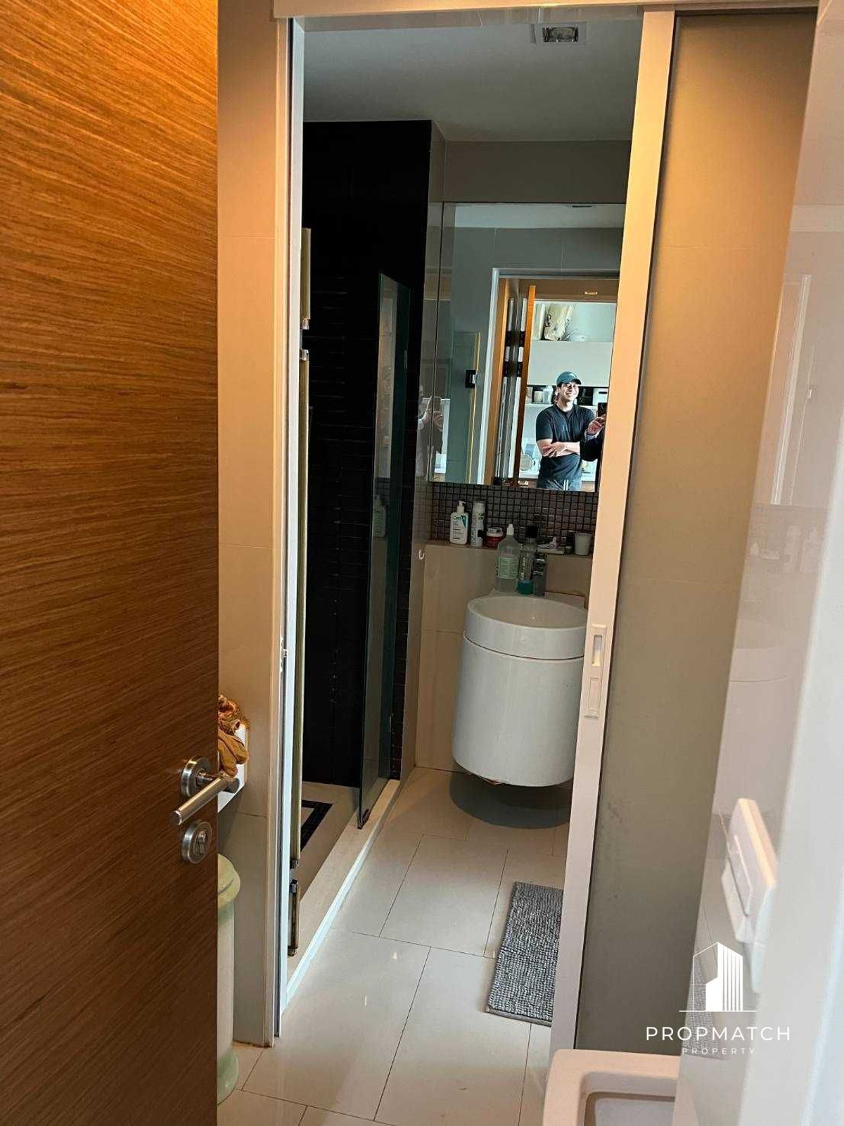 For SaleCondoSapankwai,Jatujak : 🔥Cheapest in the building🔥Rhythm phahon ari 35 Sqm 3.26 Mb 🔥Near Bts Saphan Khwai Ari, beautiful view, not blocked. 🔥If interested, contact Putter 0928895628 line: plustor_ss