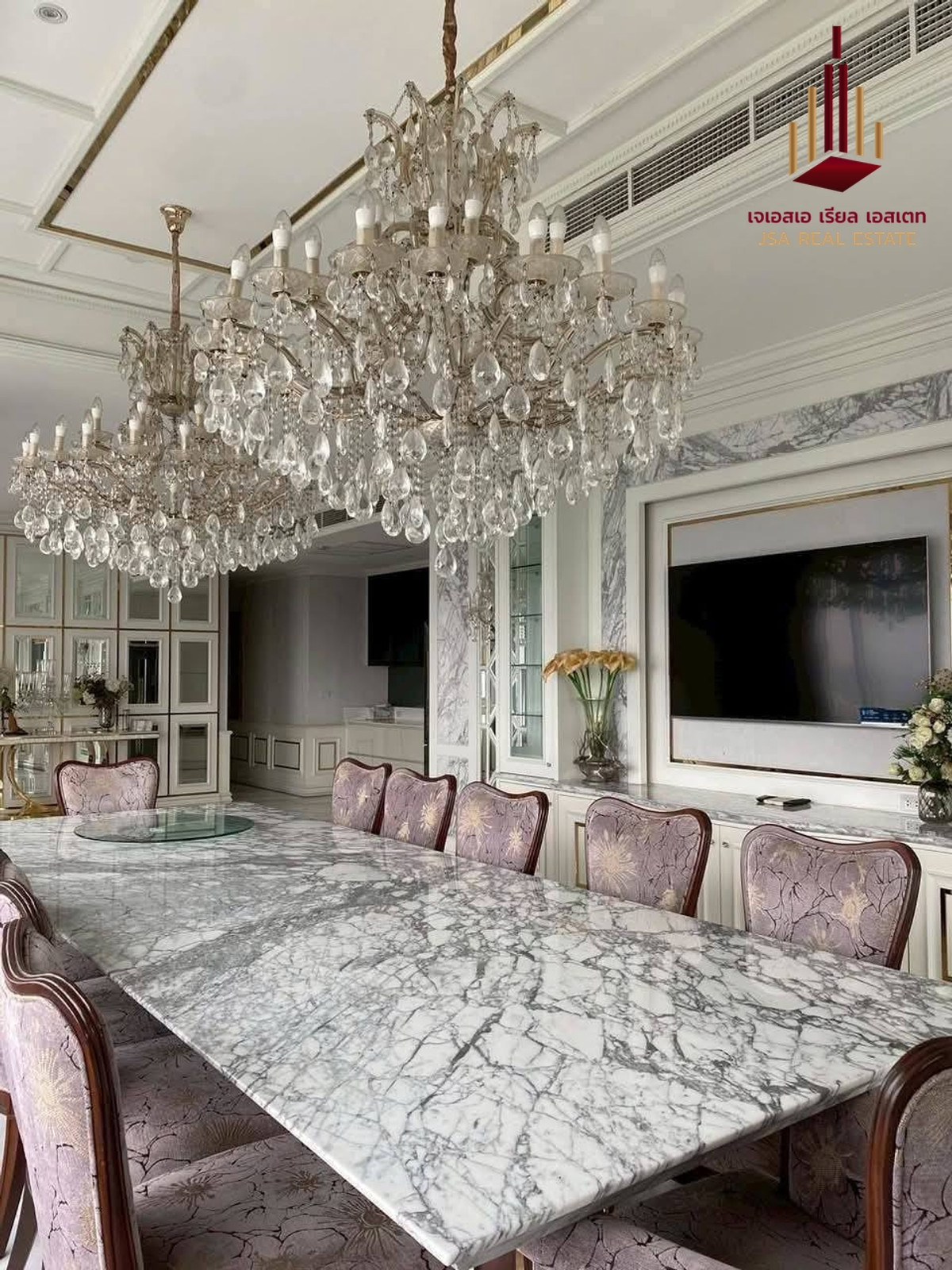 ให้เช่าคอนโดพระราม 9 เพชรบุรีตัดใหม่ RCA : ✨ For Rent: Q Asoke Condo ✨ 💰 Only 260,000 THB/month