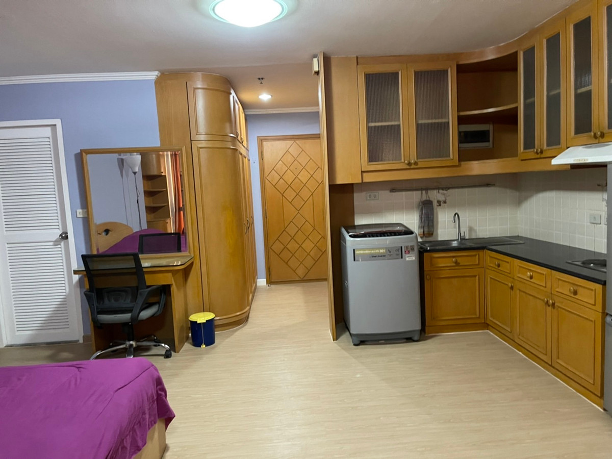 For RentCondoSilom, Saladaeng, Bangrak : Condo room for rent, Silom Suite (Sathorn 12)