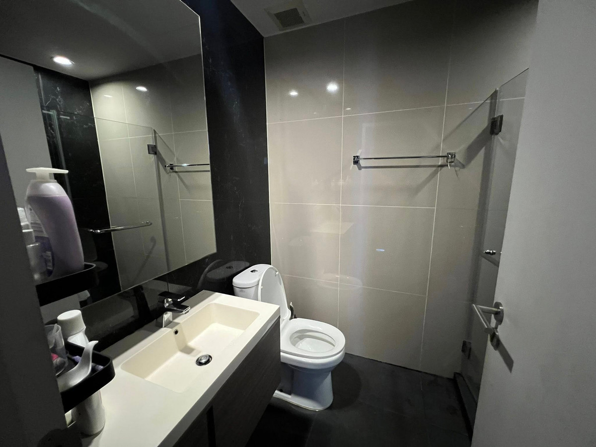 For RentCondoRatchadapisek, Huaikwang, Suttisan : 🔥 For rent The Unique 19 (The Unique Ten Nine)🔥 📍 near MRT Ratchadaphisek 🚆 convenient travel