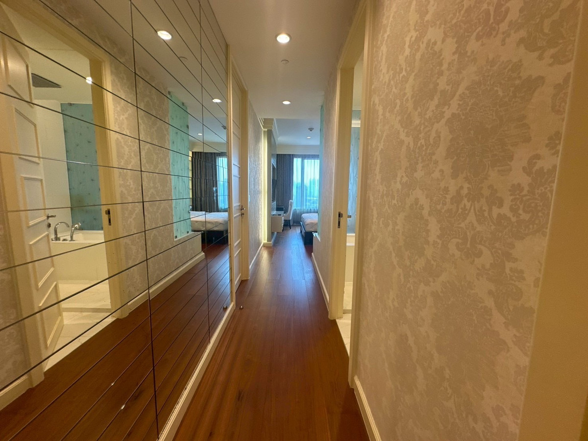 For RentCondoWitthayu, Chidlom, Langsuan, Ploenchit : 🏠✨ 185 Rajadamri | 1 Bedroom for Rent (HBH-ST-116)