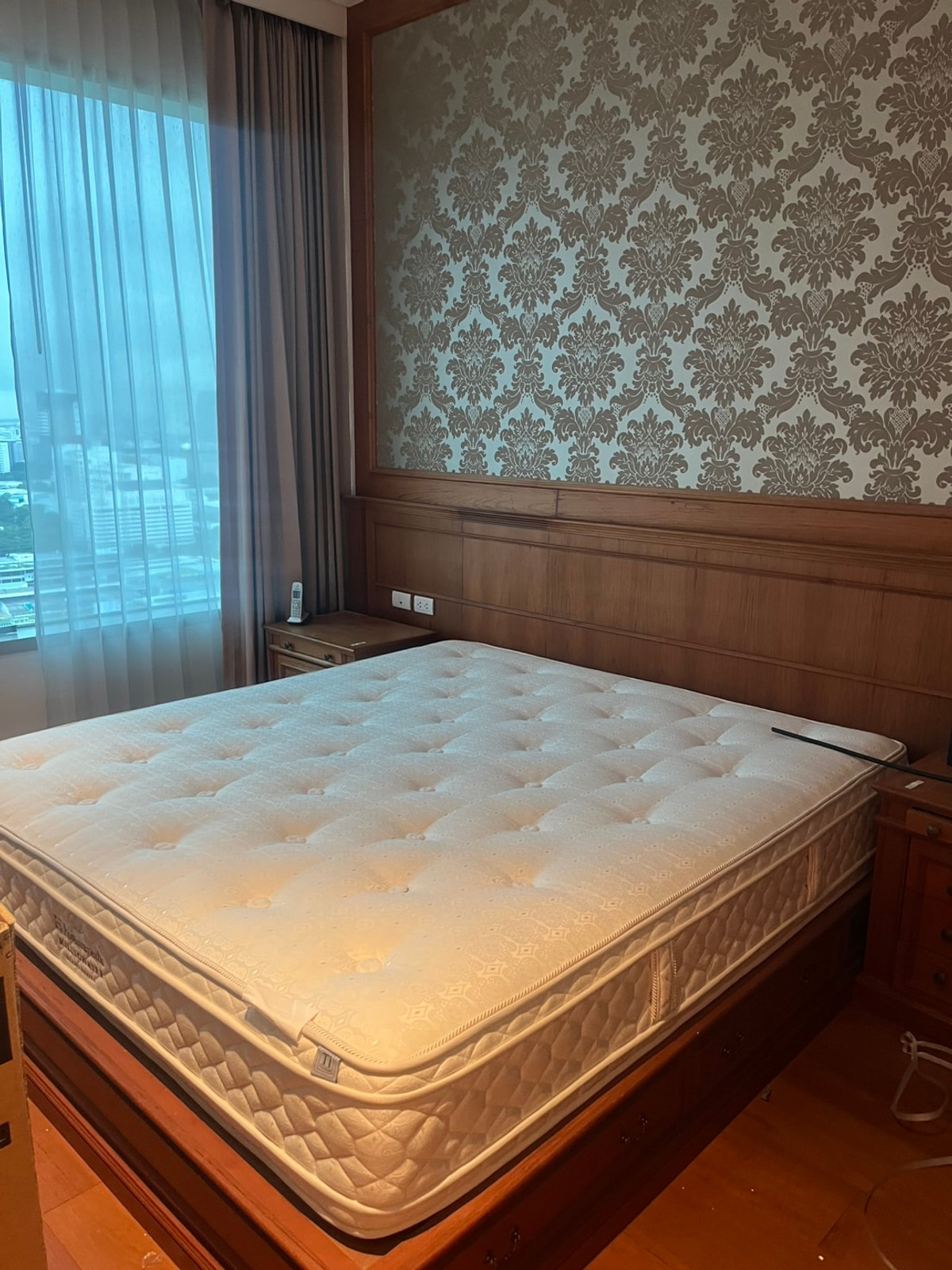 For RentCondoWitthayu, Chidlom, Langsuan, Ploenchit : 🏠✨ 185 Rajadamri | 3 Bedroom for Rent (HBH-ST-117)