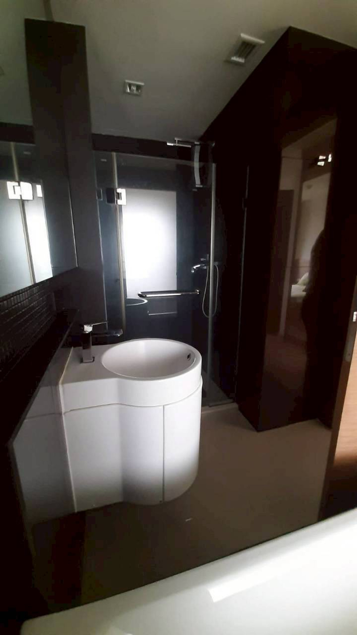 ให้เช่าคอนโดอ่อนนุช อุดมสุข : ✅ RTSU117 ✅ Line : @p2nproperty