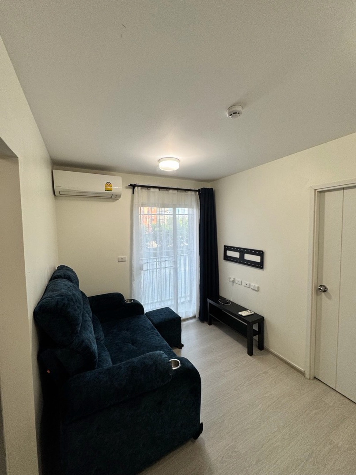 CondoRamkhamhaeng, Hua Mak : Plum Condo Ramkhamhaeng 60 Interchange
Building C, 2nd floor, size 36 sq m., 1 bedroom plus 
2 bedrooms, 1 bathroom