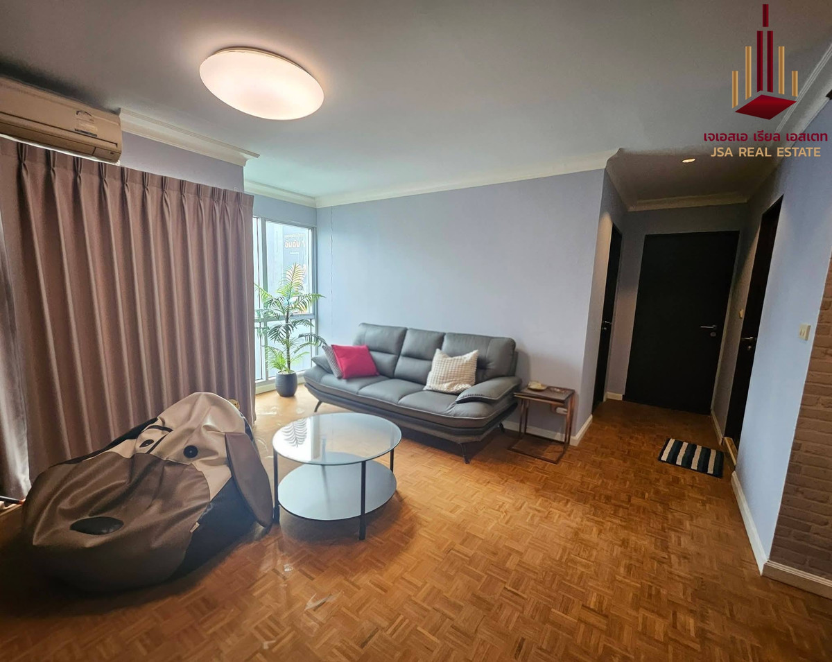 For RentCondoSilom, Saladaeng, Bangrak : ✨ For Rent: Silom Suite Condo ✨ 💰 Only 35,000 THB/month