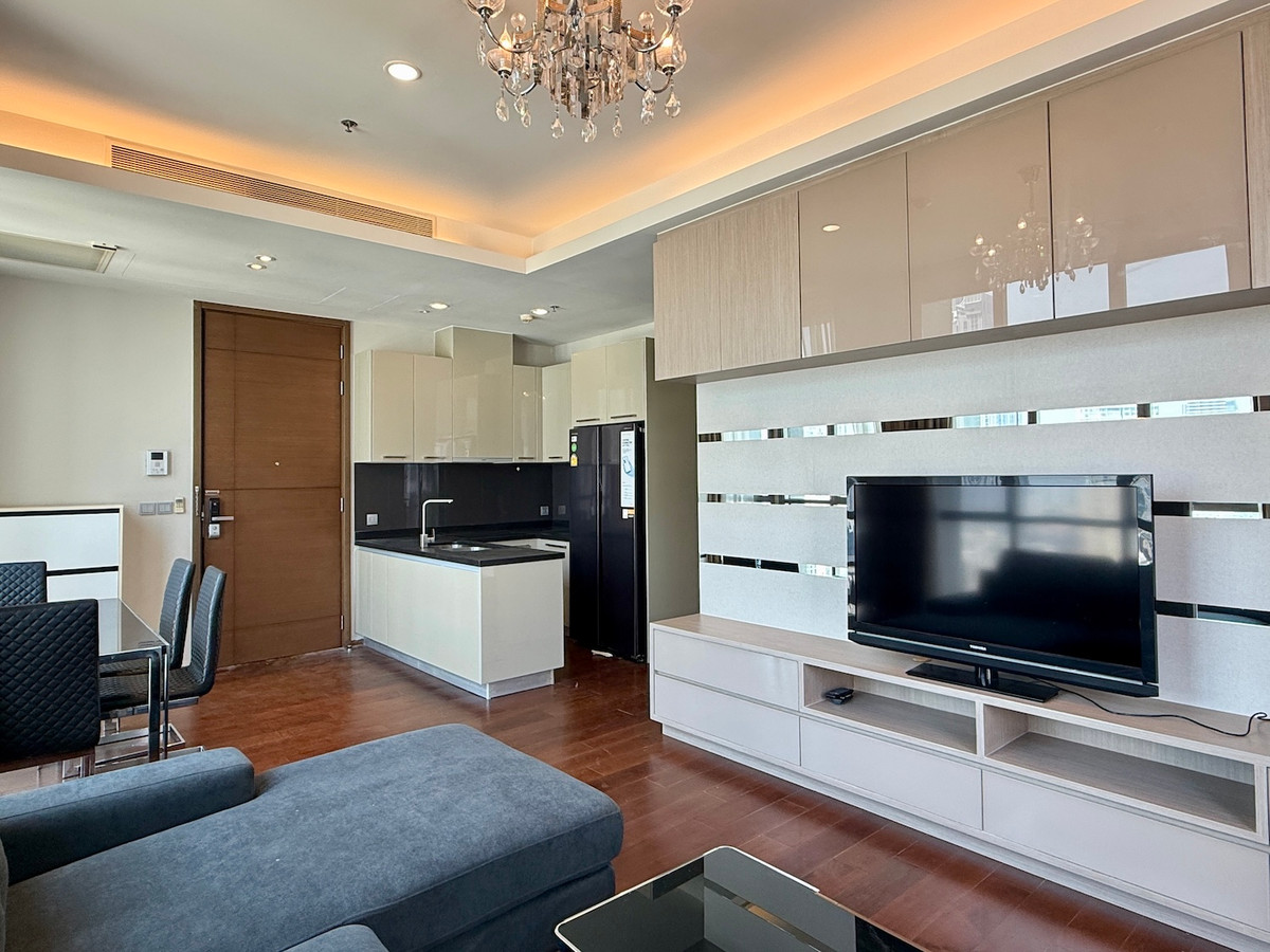 ให้เช่าคอนโดสุขุมวิท อโศก ทองหล่อ : คอนโด 2 ห้องนอน อยู่ใจกลางทองหล่อ 