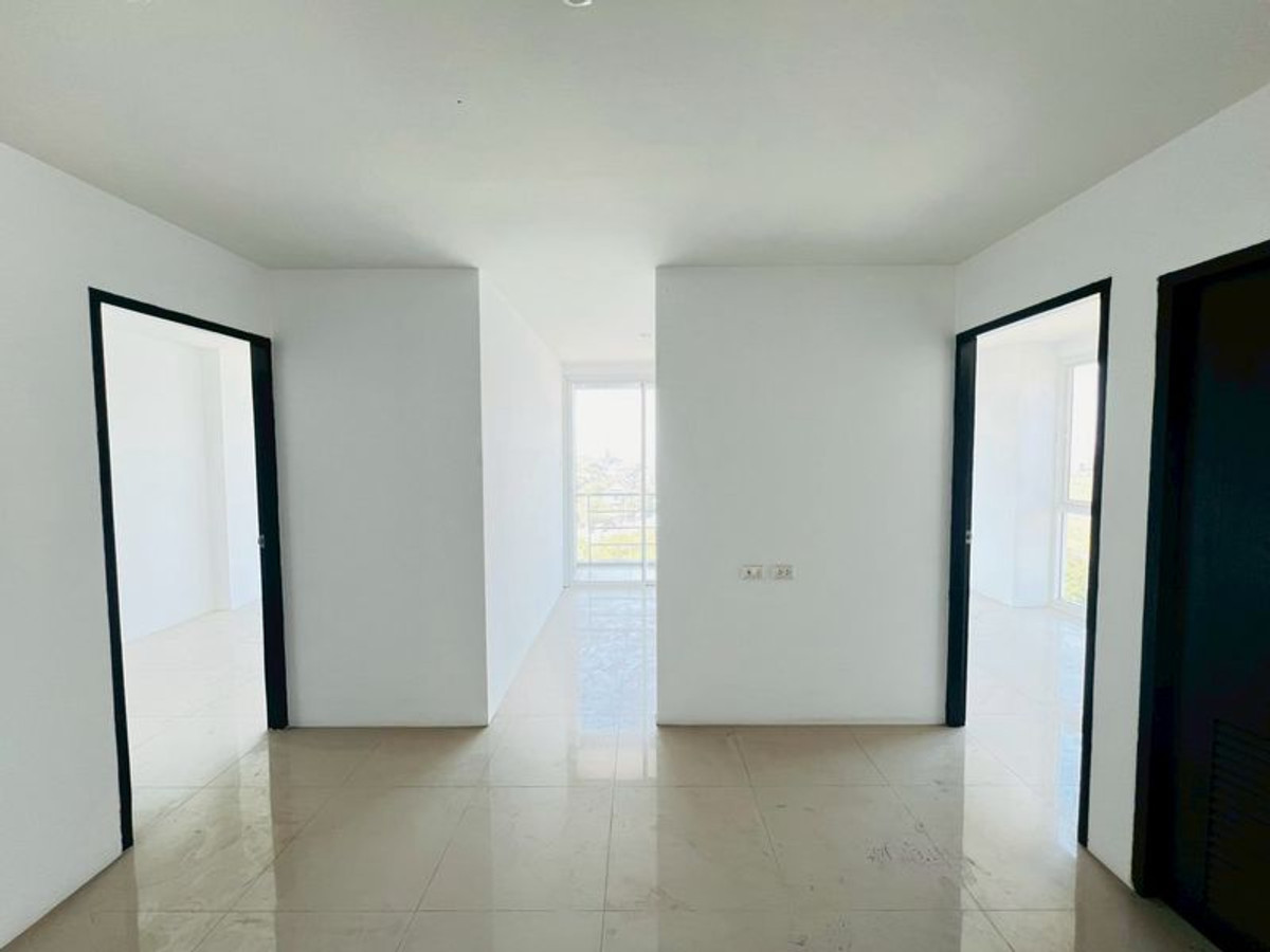 ขายกิจการโรงแรม & กิจการอพาร์ตเมนต์พัทยา บางแสน ชลบุรี สัตหีบ : ขายที่ดิน 2 ไร่ พร้อมกิจการคอนโดวิวทะเล 🌊 200 ห้อง 8 ชั้น  📍จอมเทียน สัตหีบ จ.ชลบุรี   #เปลี่ยนใบประกอบกิจการเป็นโรงแรมได้ ที่ดินผังสีแดง❤️  ใกล้ถนนสุขุมวิท 300 เมตร  ใกล้ทะเลจอมเทียน 700 เมตร 