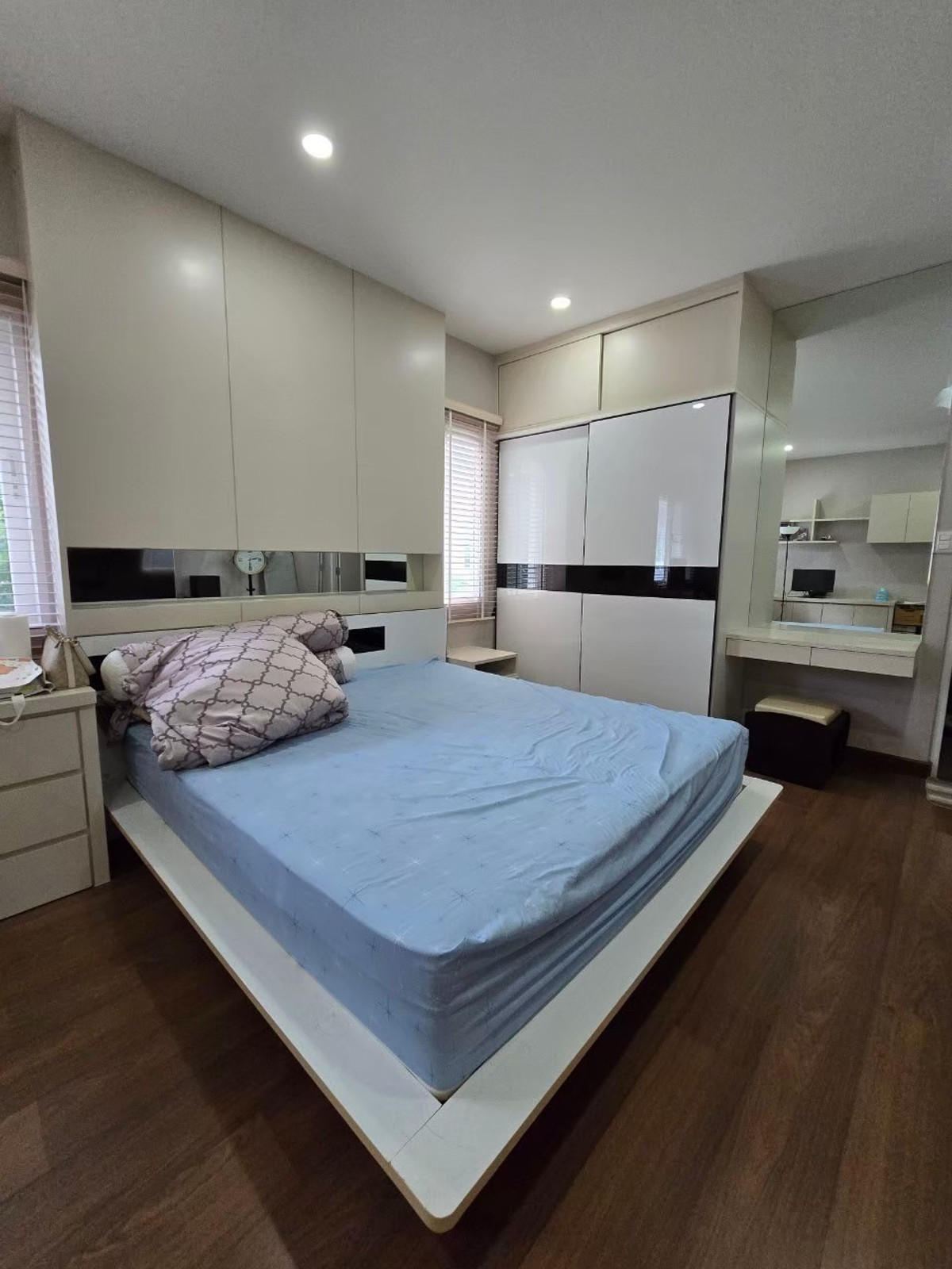 ขายบ้านบางนา แบริ่ง ลาซาล : คัดสรรสังคมคุณภาพ... เพื่อความเป็นส่วนตัวสูงสุดเพียง 99 ครอบครัวเท่านั้น